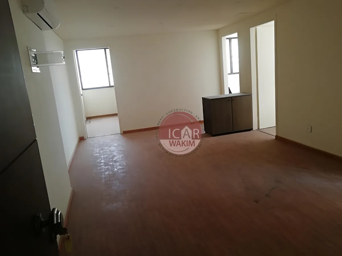 Office for Sale in Dekwaneh