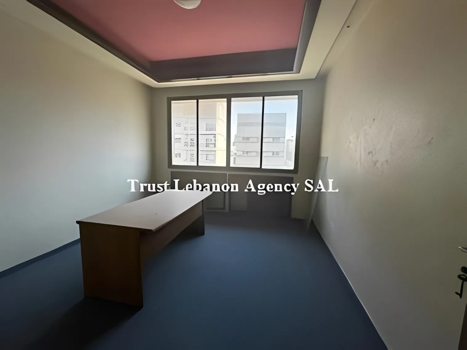 Office for rent in Metn, Sin El Fil