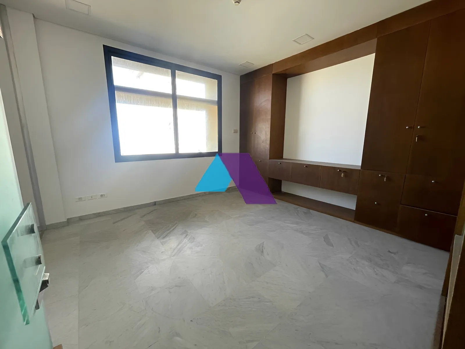 Office for rent in Downtown