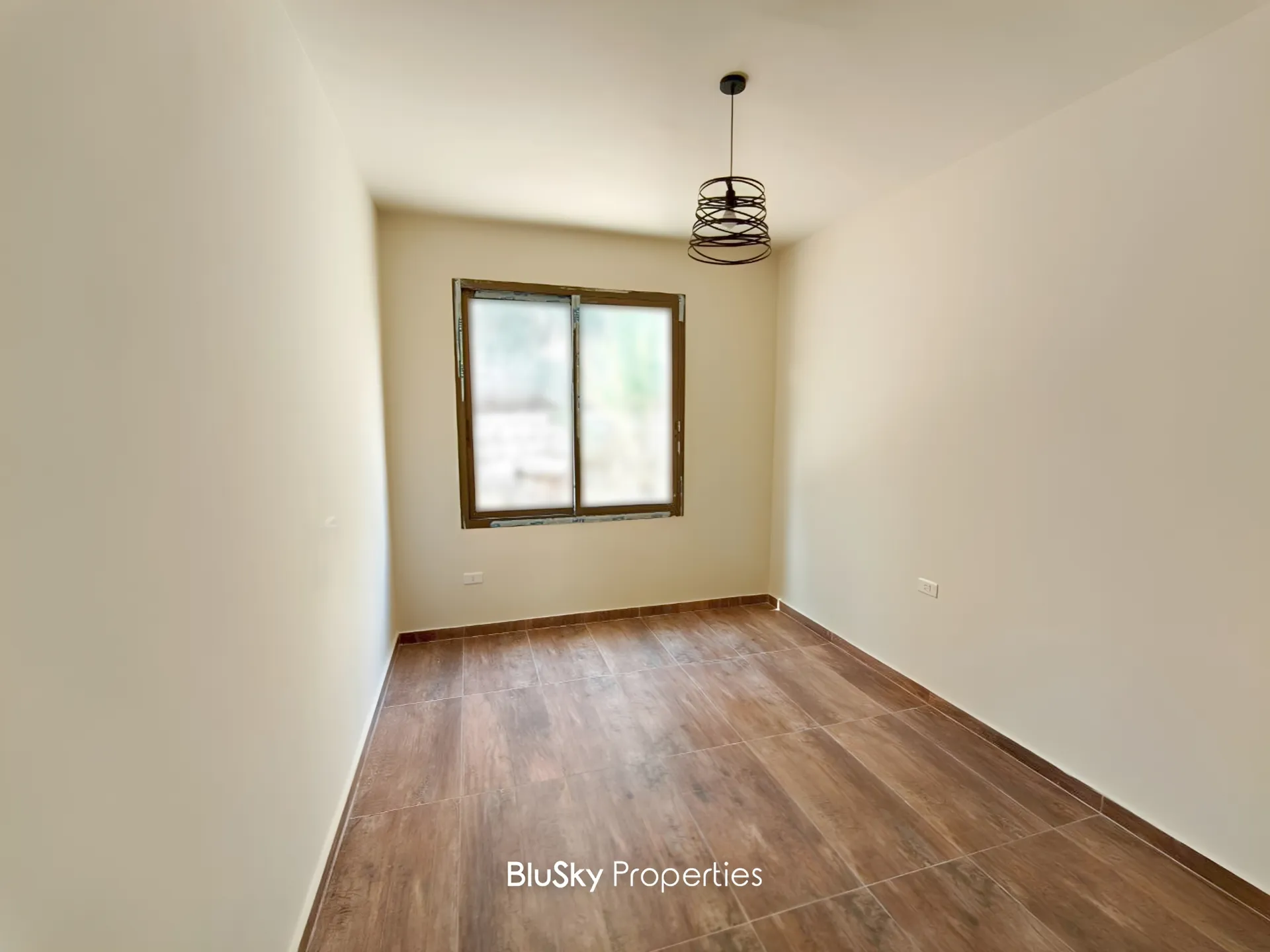 Apartment for rent in Qornet el hamra, lebanon