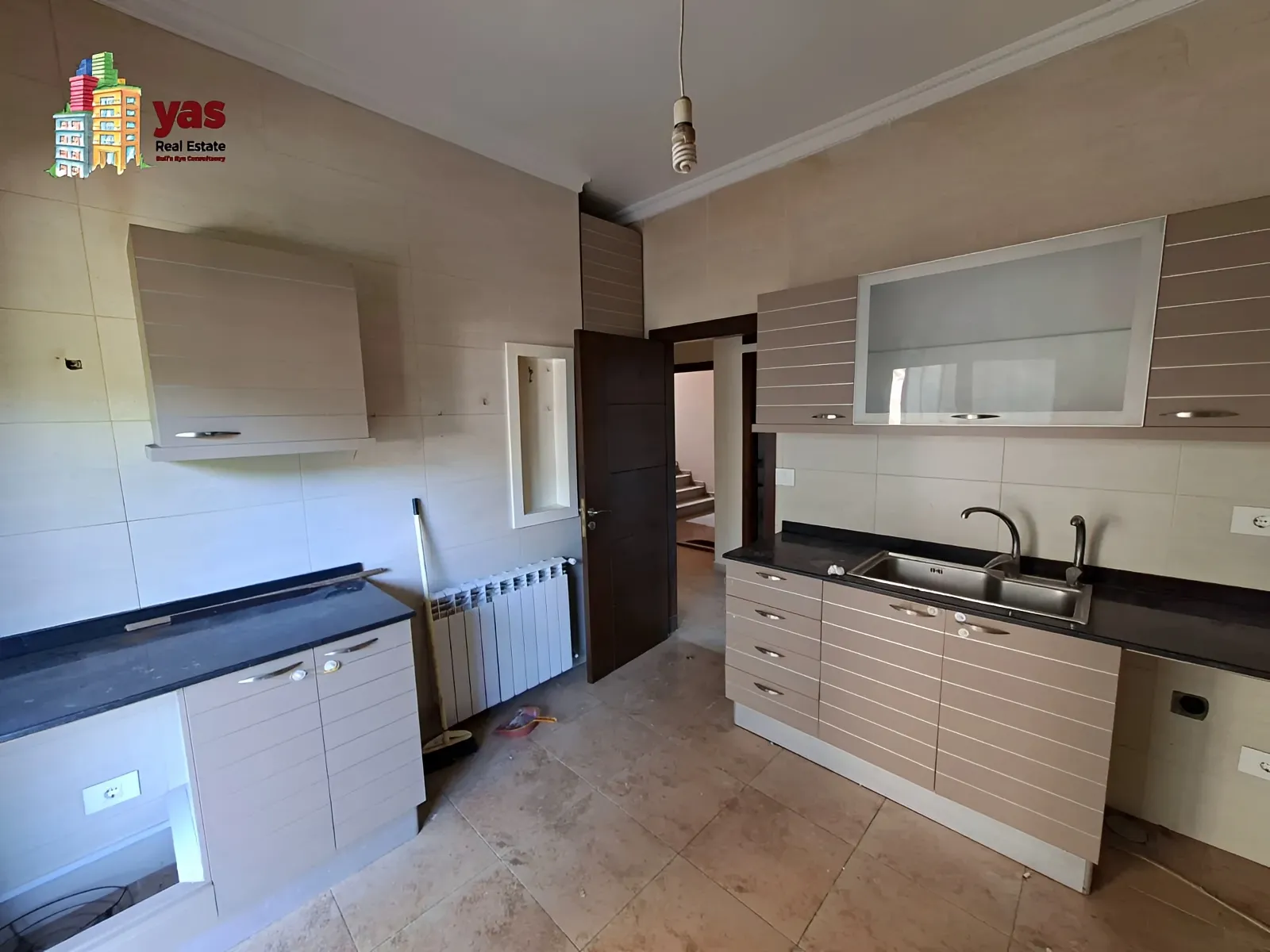 Apartment for Rent in Ajaltoun