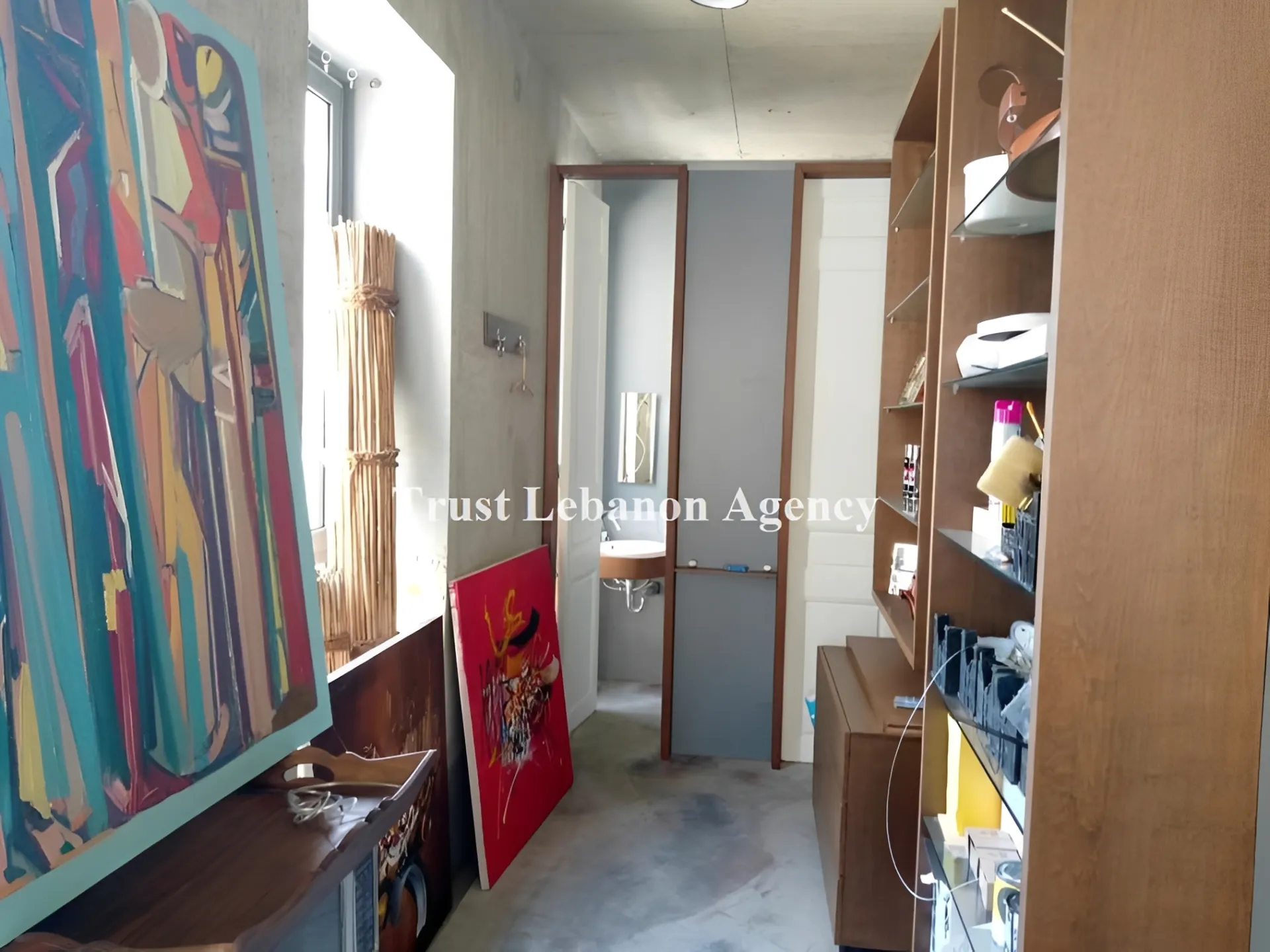 Office for rent in Baabda, Badaro