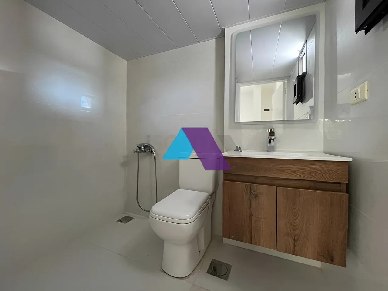 Apartment for sale in Aoukar, Lebanon