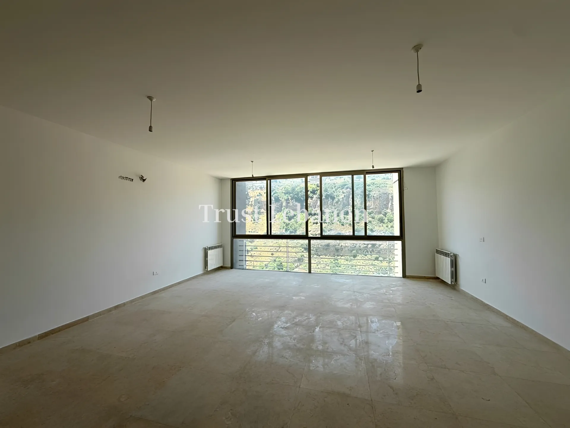 Duplex for rent in Mansourieh, Lebanon - 3 bed, 3 bath