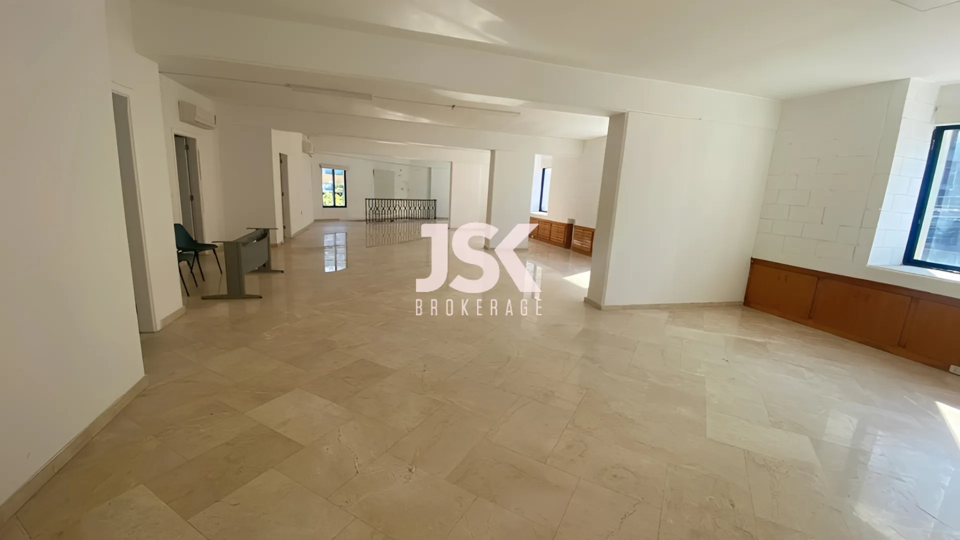 Office for rent in Nahr El Mot، Lebanon