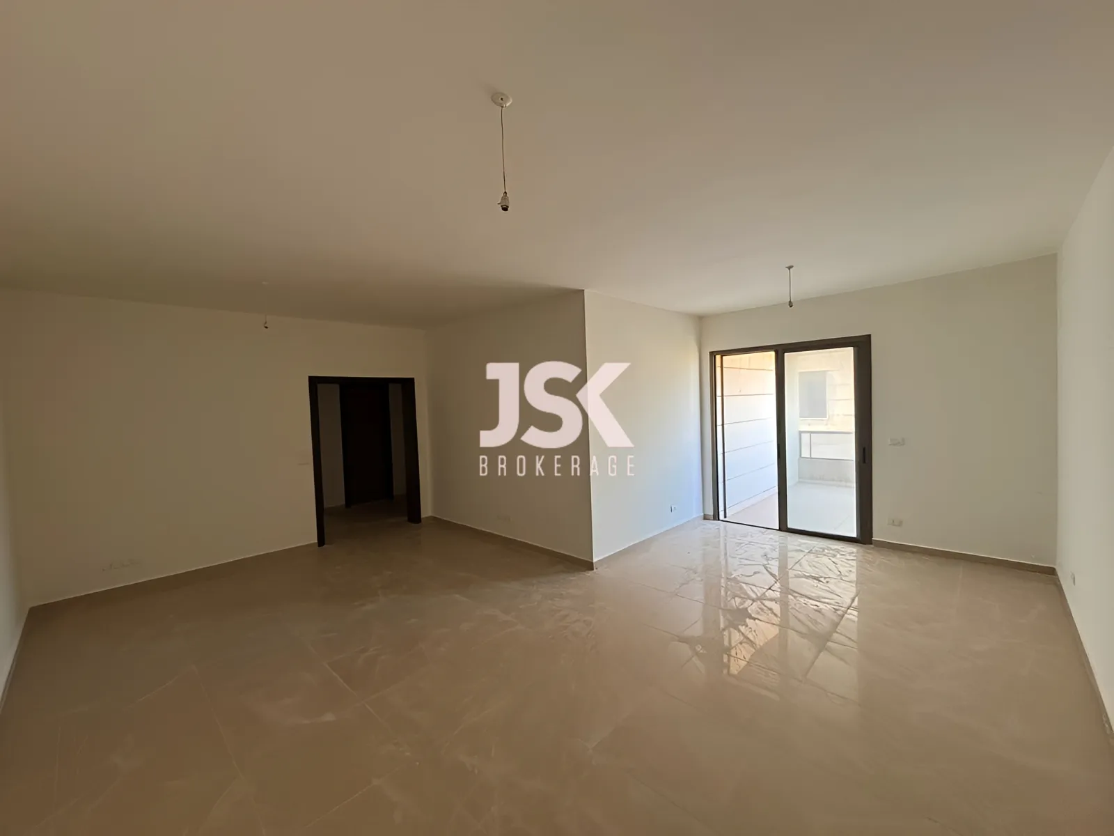 Apartment for Rent in Mazraat Yachoua - 3 bed, 3 bath