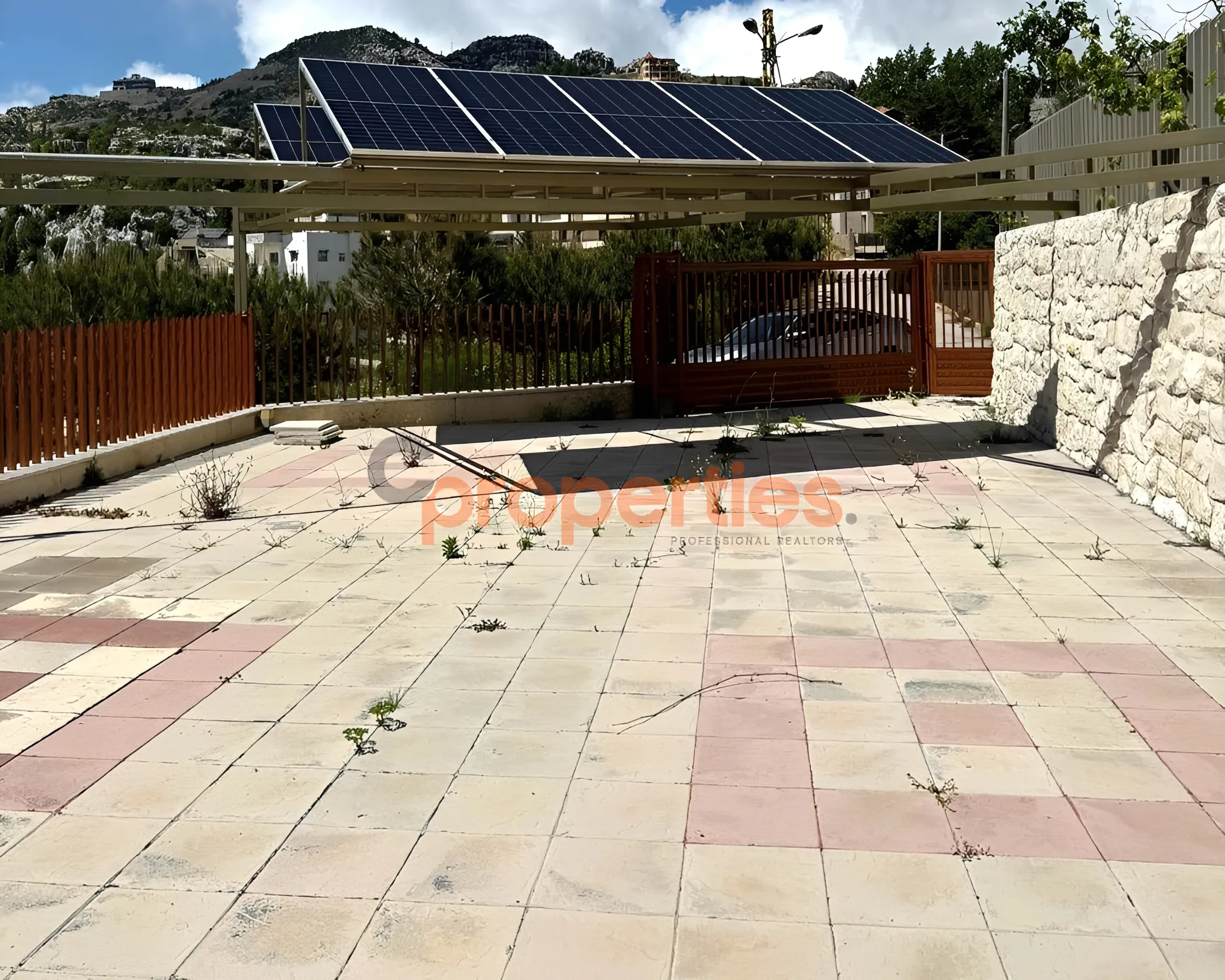 Villa for sale in Achkout, Lebanon