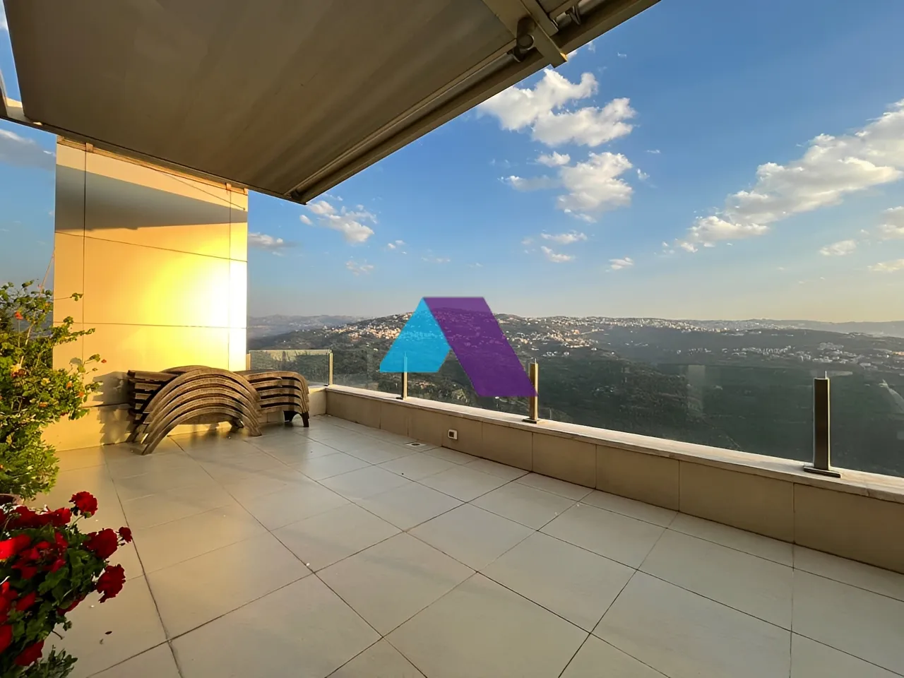 Villa for Sale in Beit Meri - 6 bath