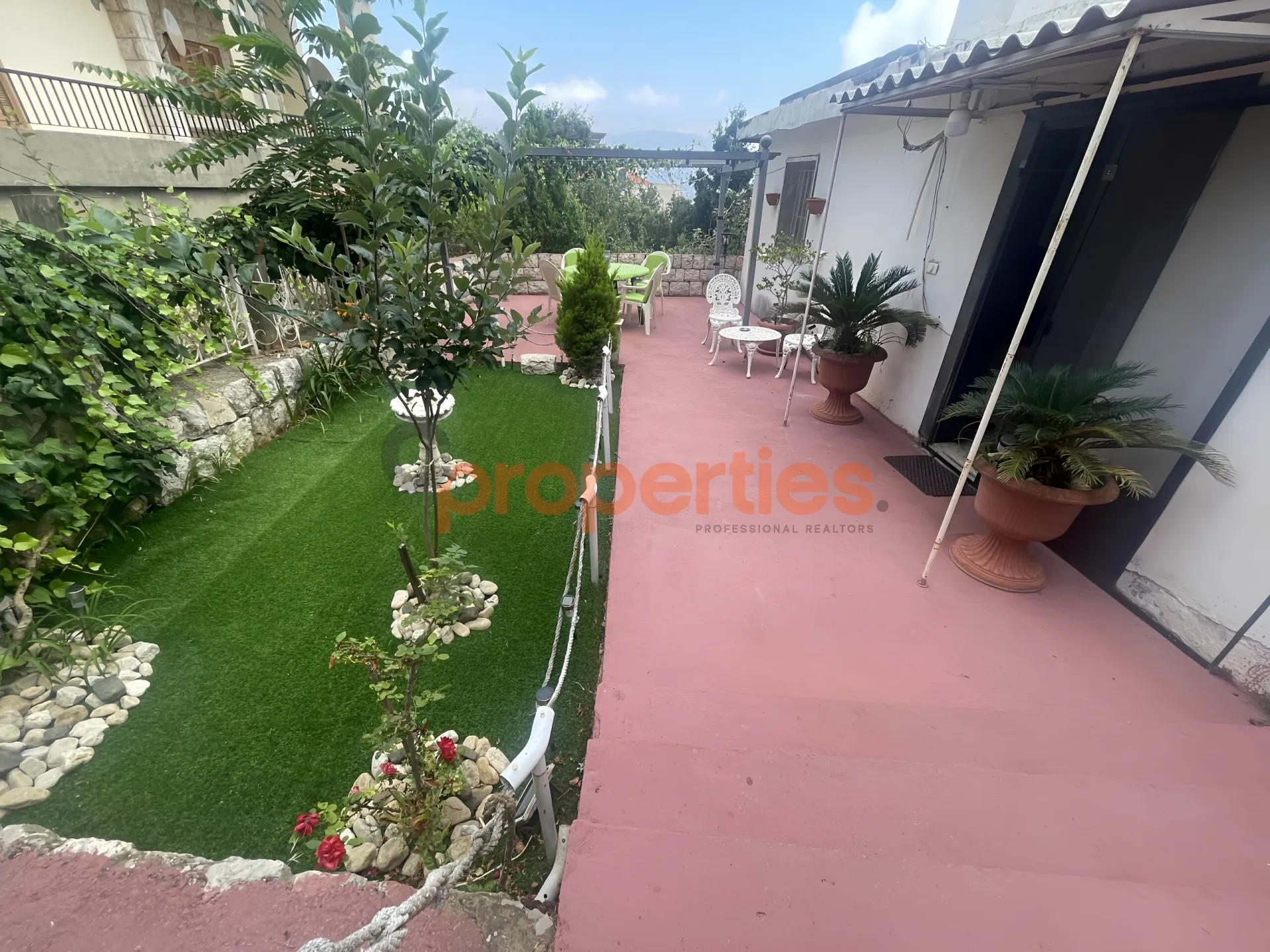 Apartment for Sale in Ajaltoun