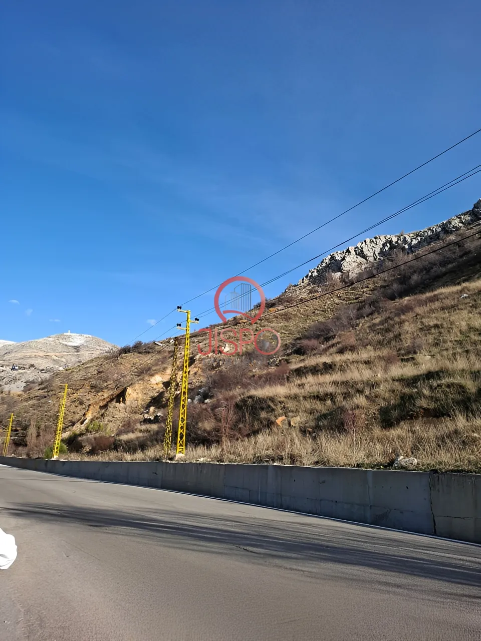 Land for Sale in Kfardebian
