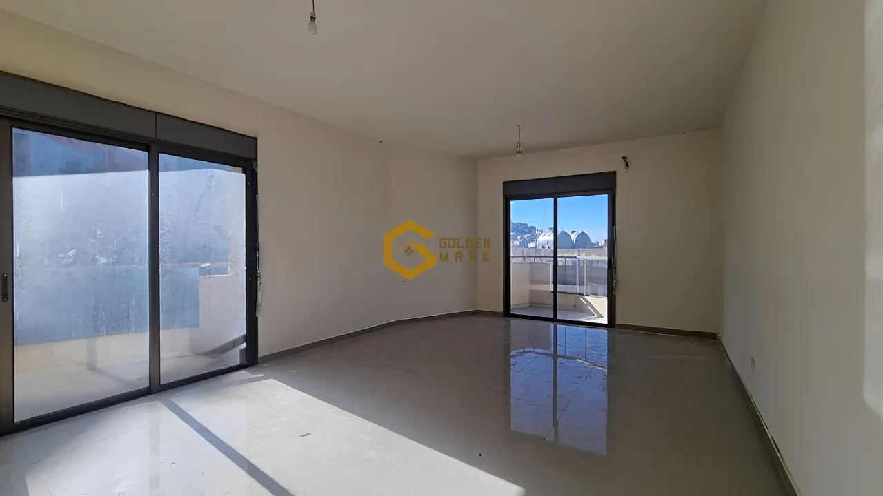 Apartment for Sale in Ain Aalaq