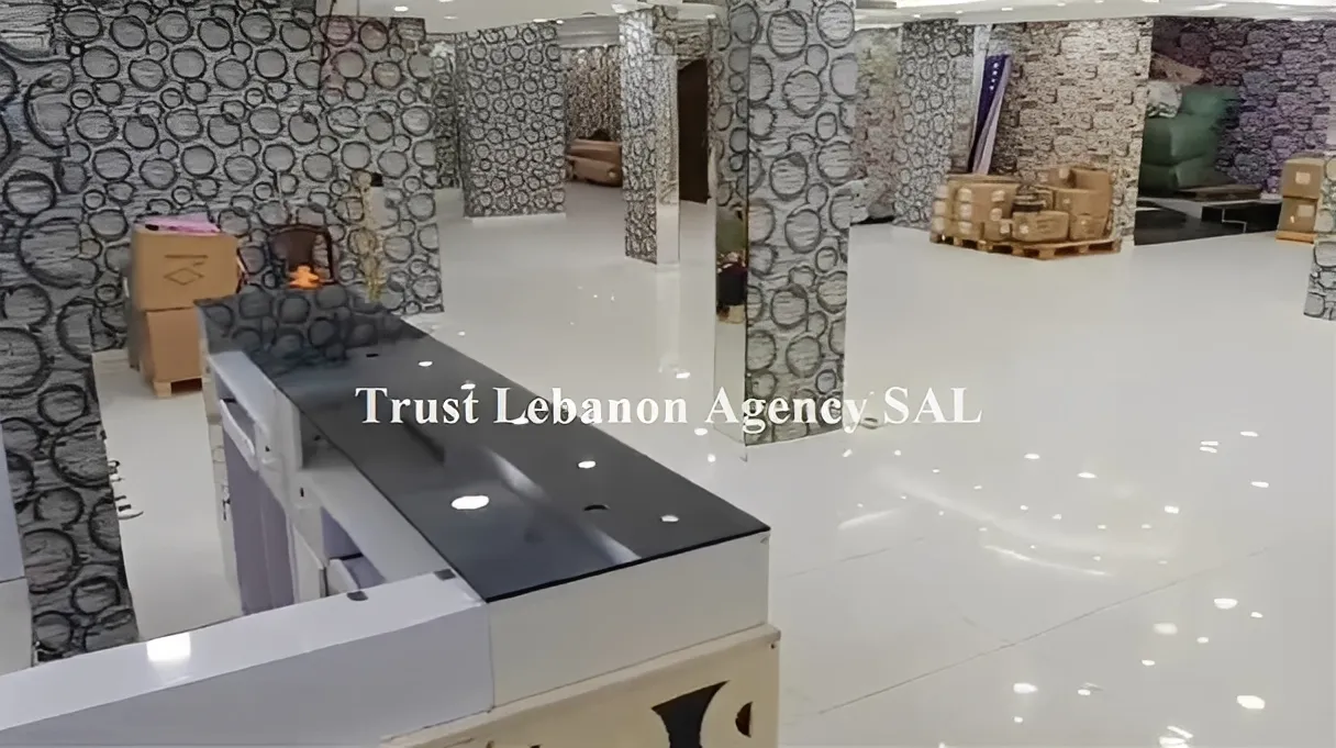 Commercial Property For Rent in Beirut, Hamra