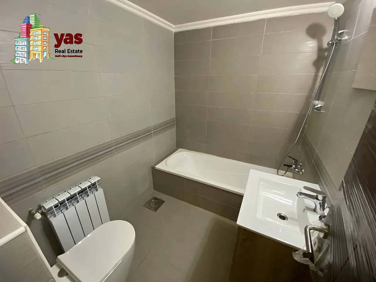 Apartment for Sale in Biaqout - 3 bed, 4 bath