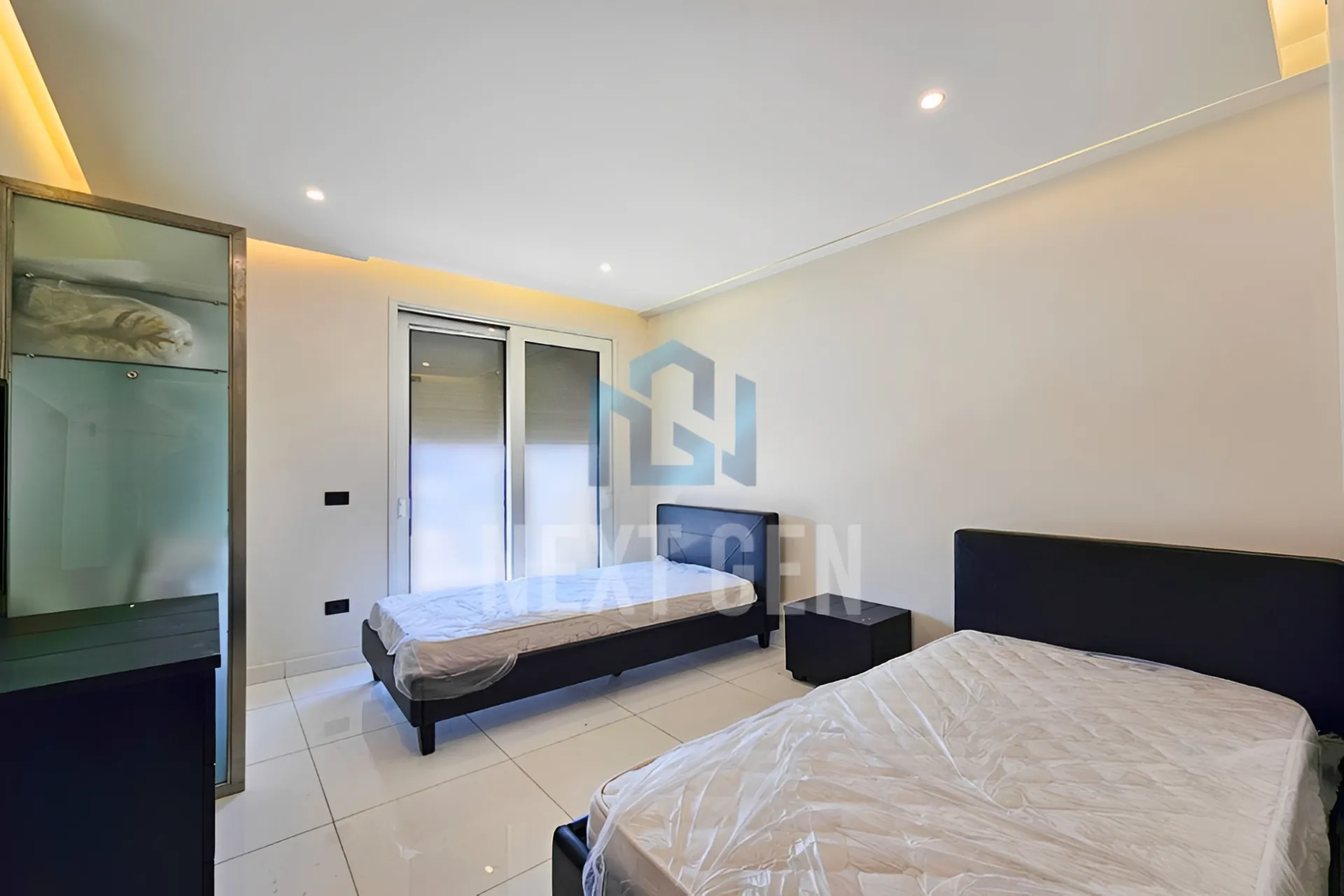 Apartment for sale in Ain Al Mraiseh, Beirut, Lebanon