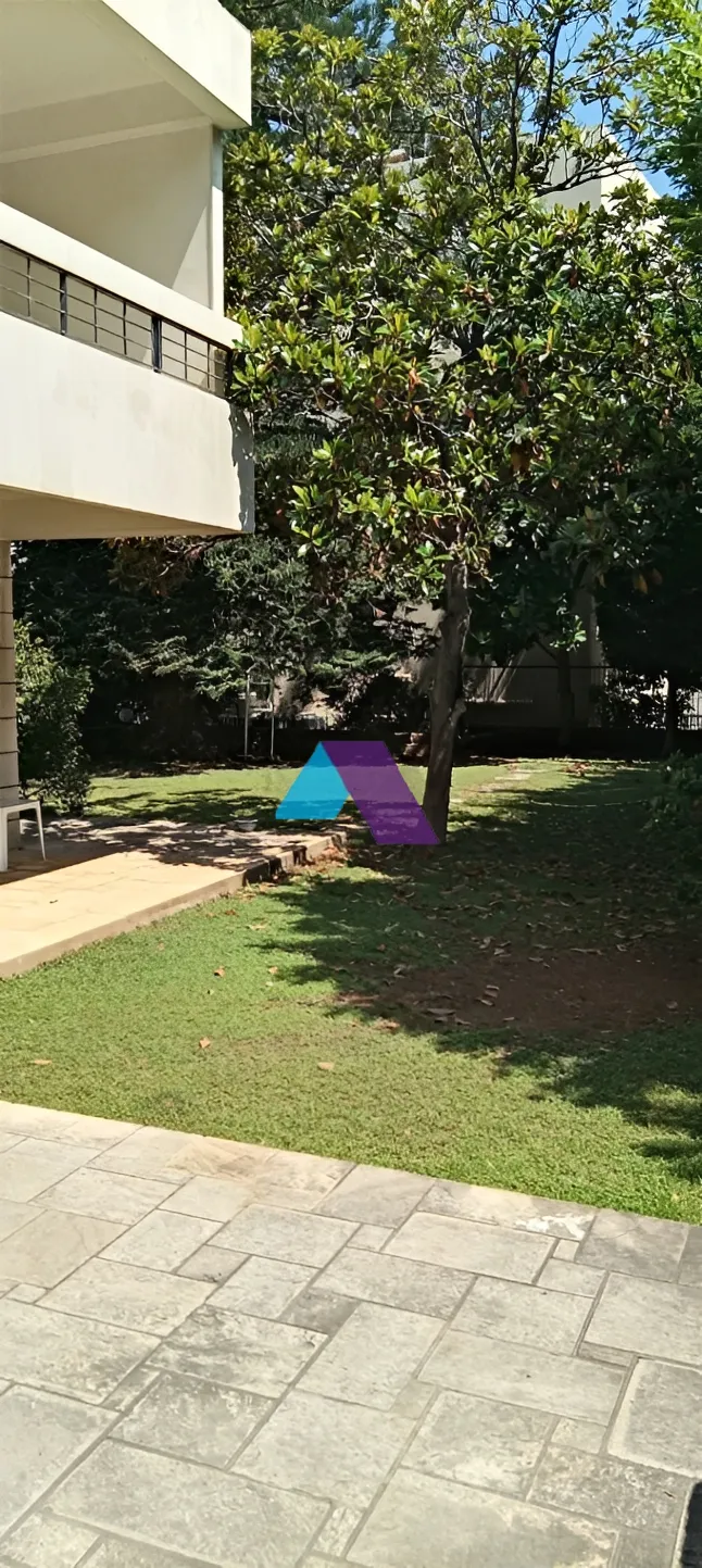 Villa for sale in Nahr Ibrahim, Lebanon - 5 bed, 5 bath