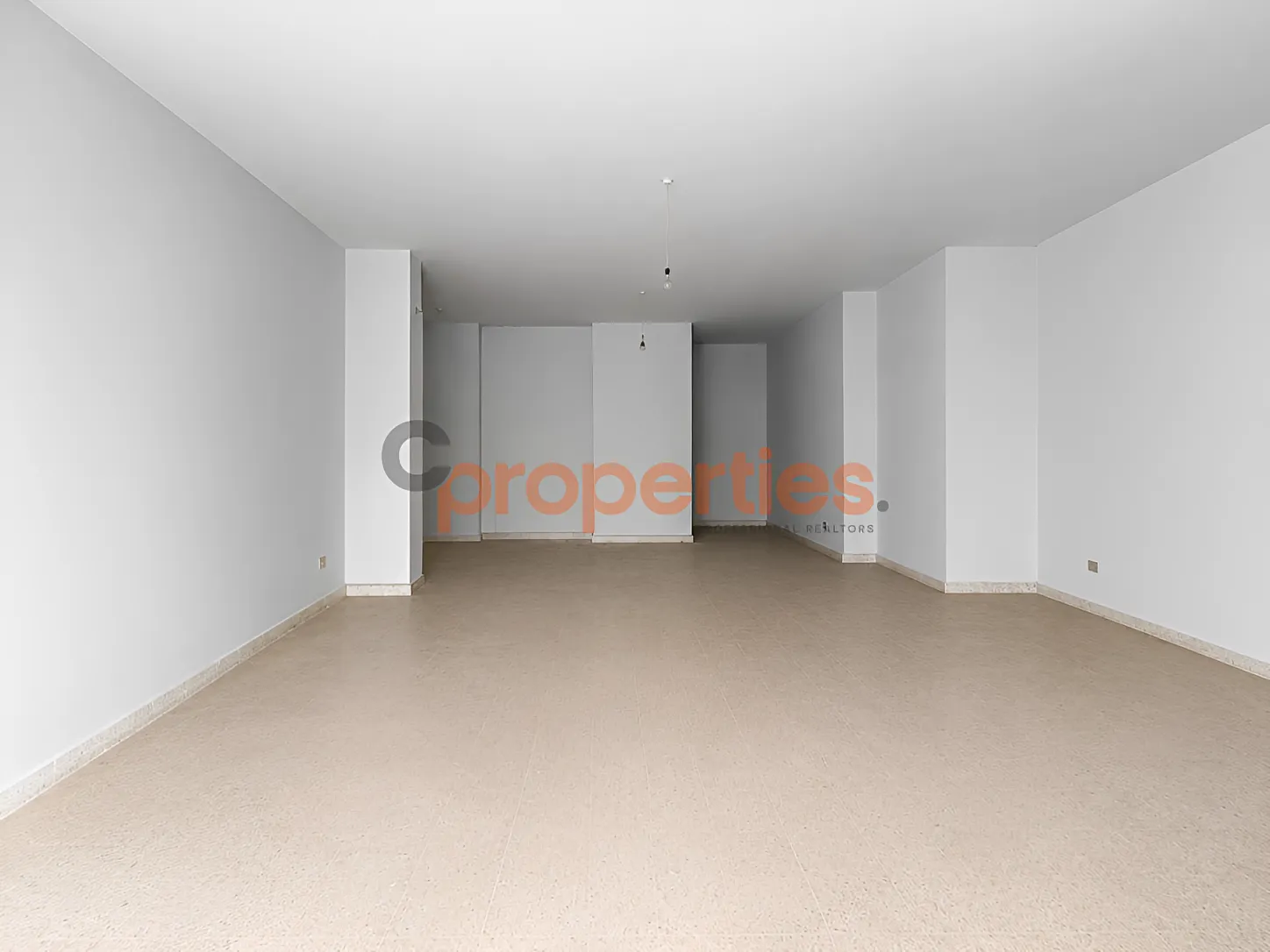 Shop for Sale in Zouk Mikael
