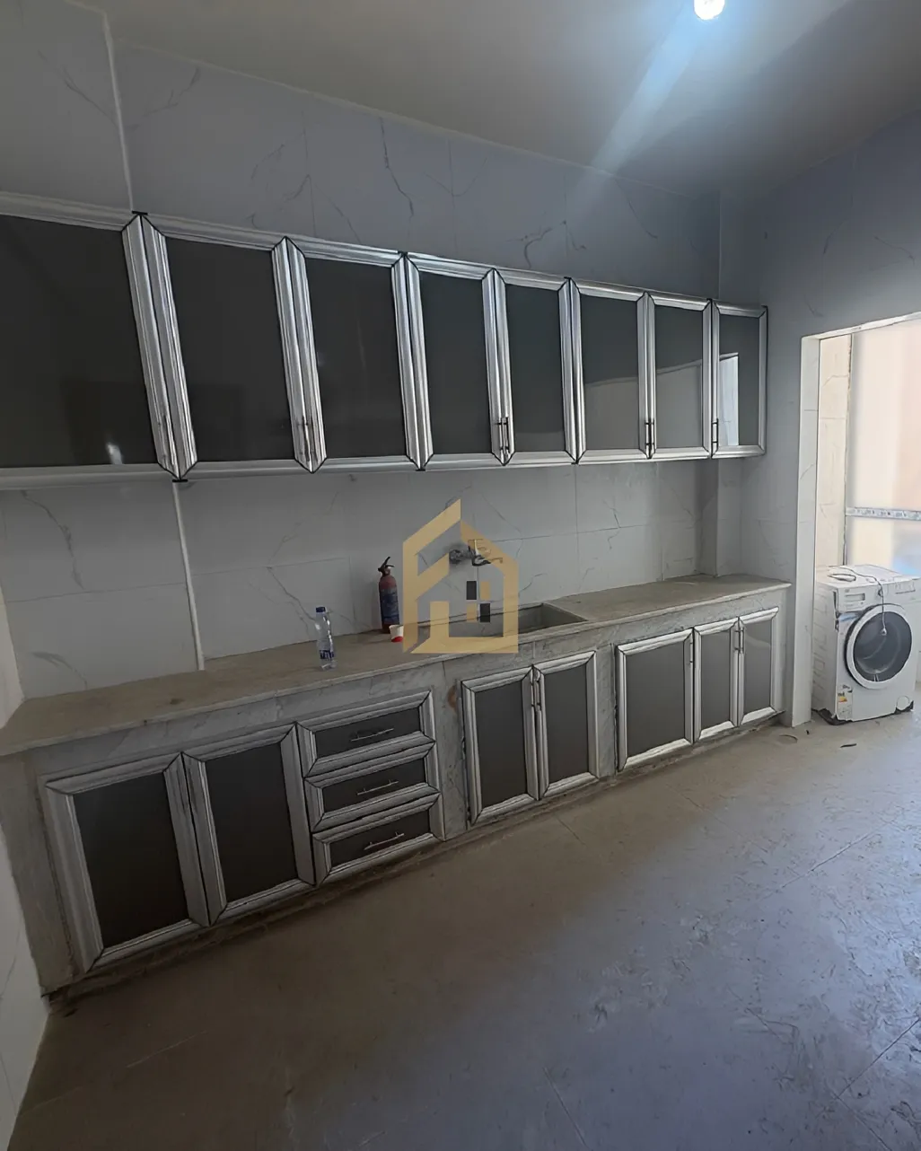 Apartment for rent in Tariq El Jdideh, Beirut, Lebanon - 4 bed, 3 bath