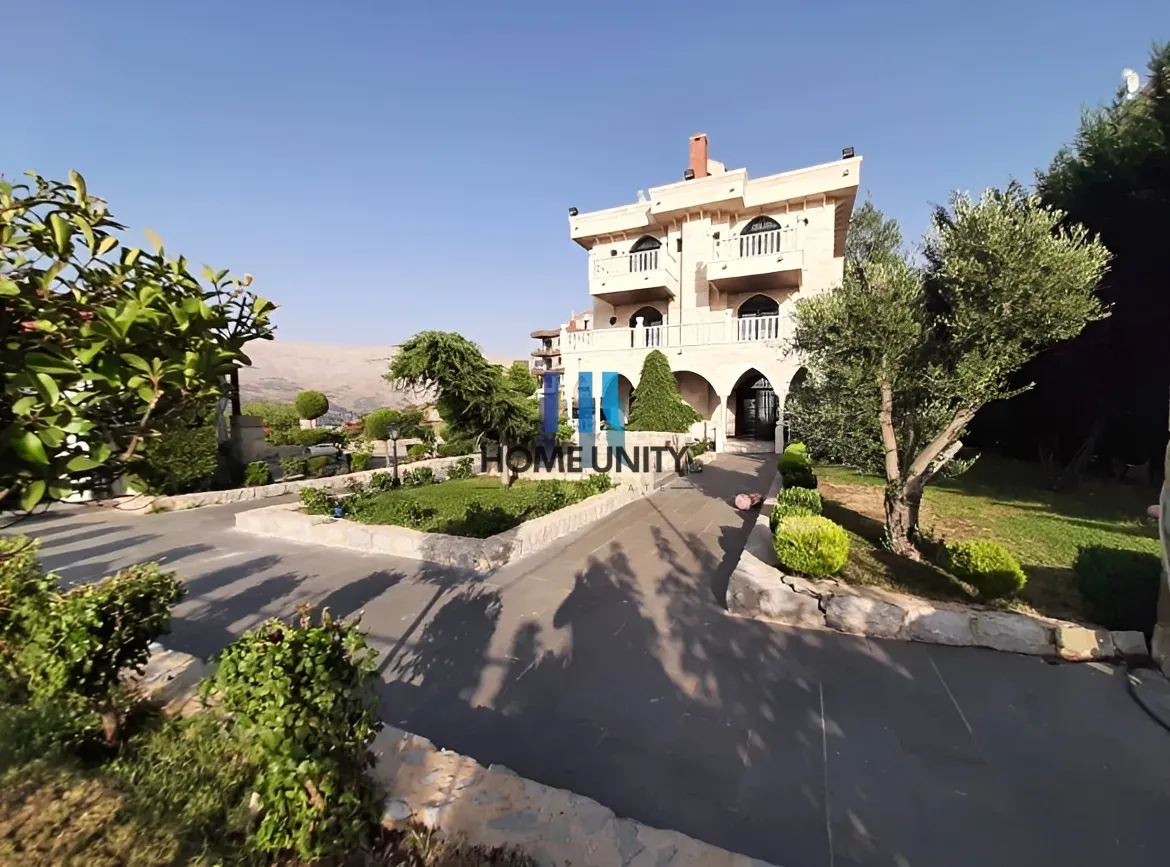 Villa for Rent in Zaarour