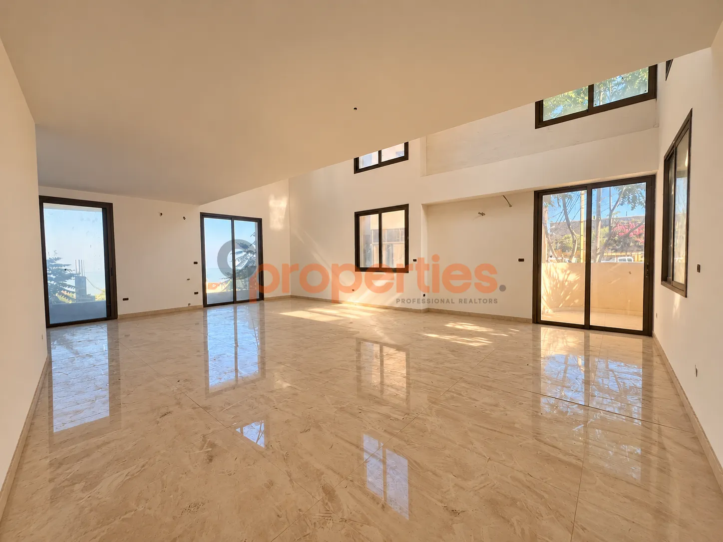 Apartment for Sale in Ain Aar