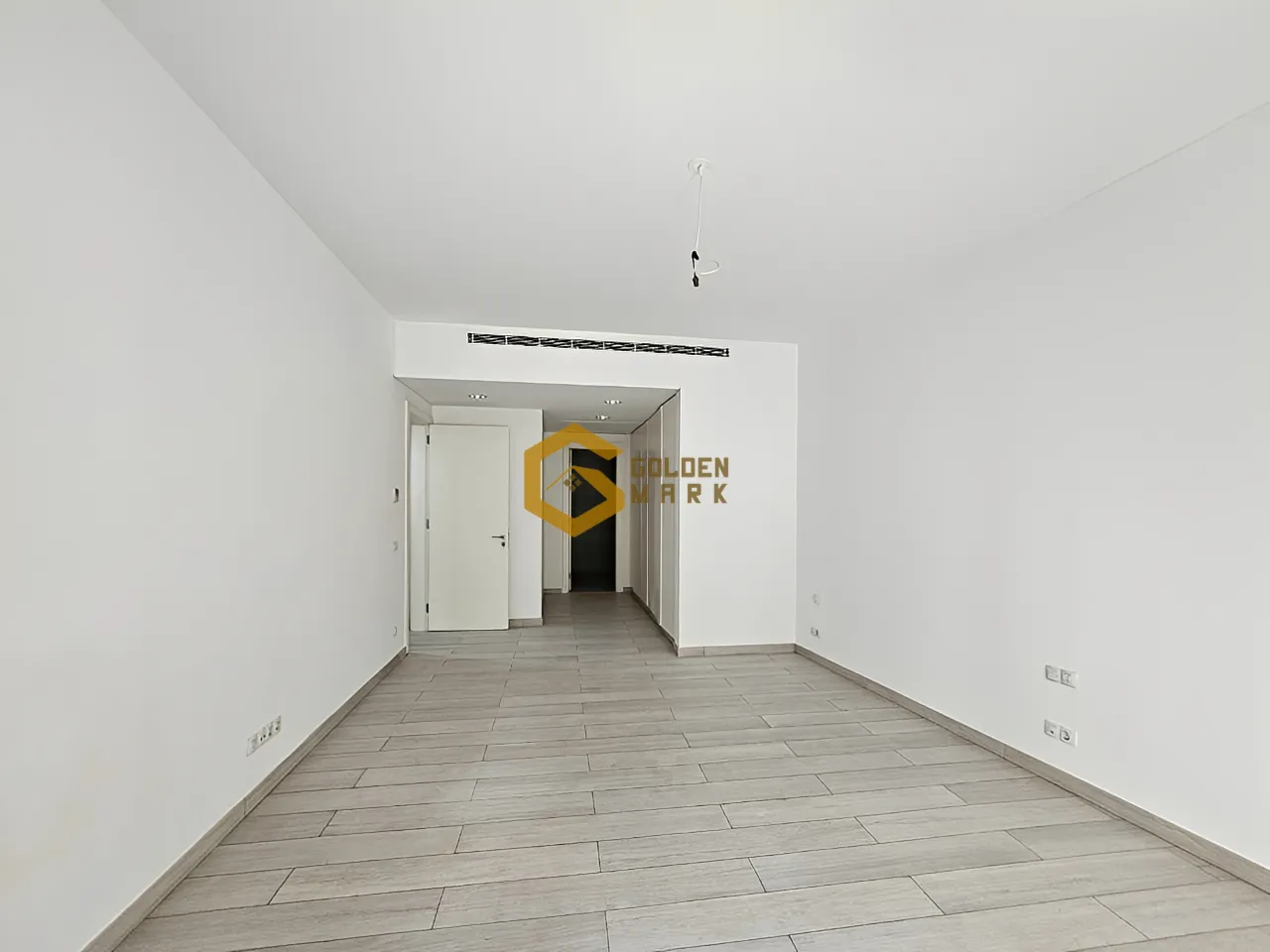 Apartment for Sale in Achrafieh, Beirut - 4 bed, 4 bath