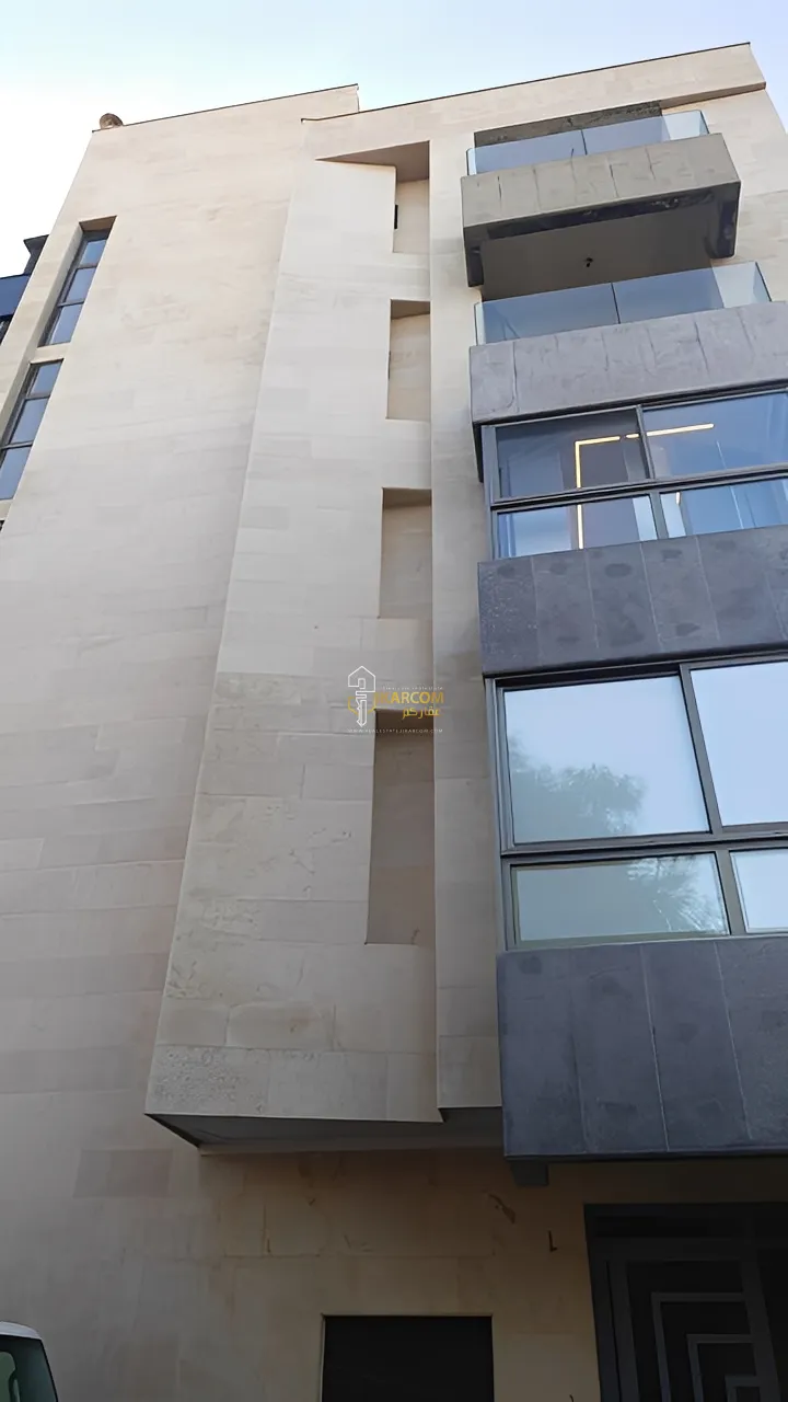 Apartment for Sale in Awkar