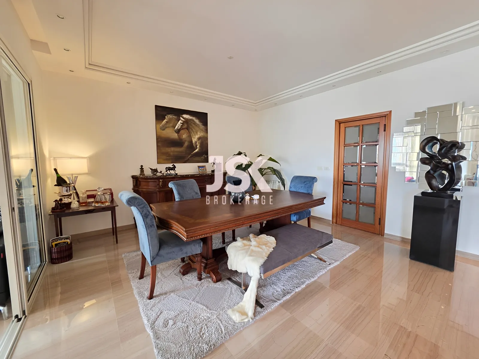 Apartment for Rent in Louaize - 3 bed, 4 bath