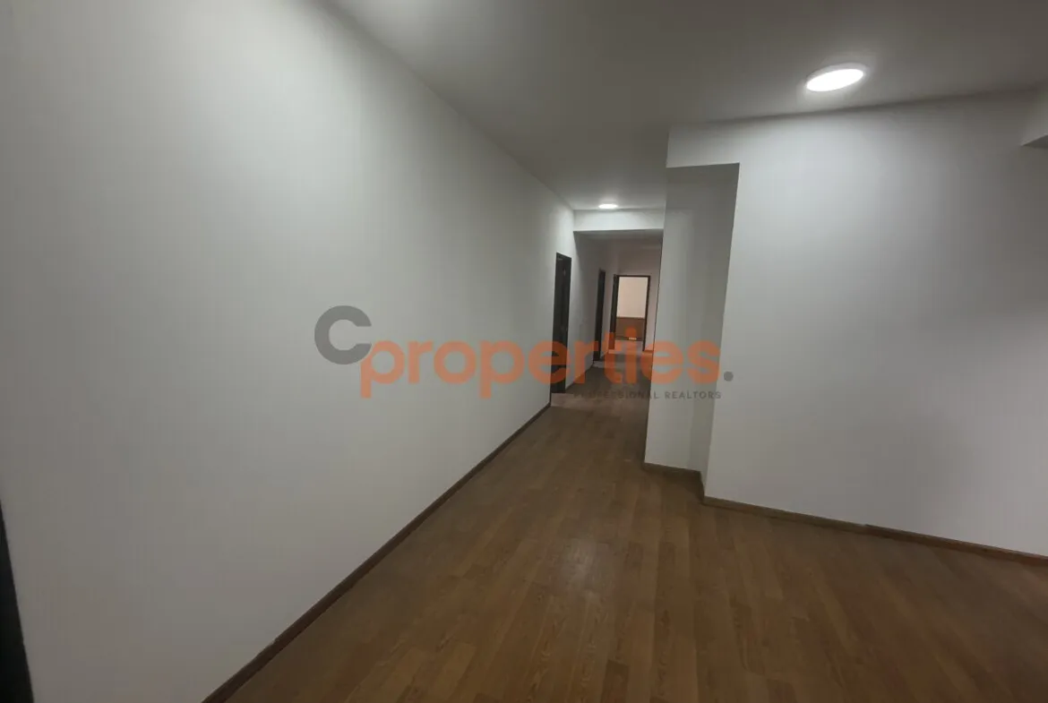 Office for Rent in Saifi Village