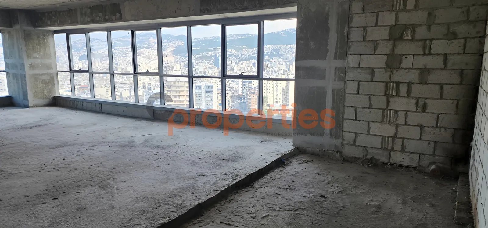 Office for Sale in Achrafieh