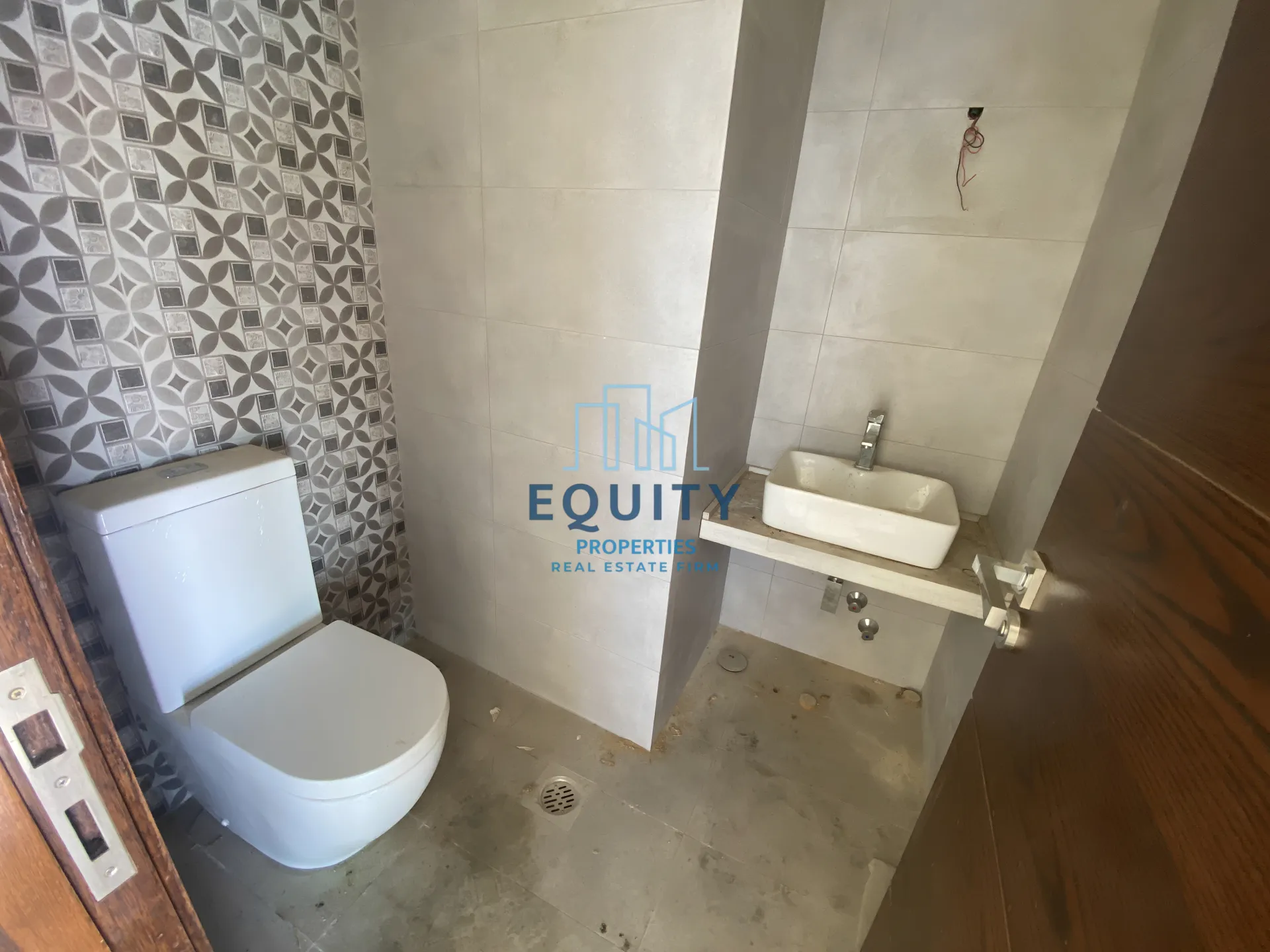 Apartment for sale in Zaghrine - 3 bed, 3 bath