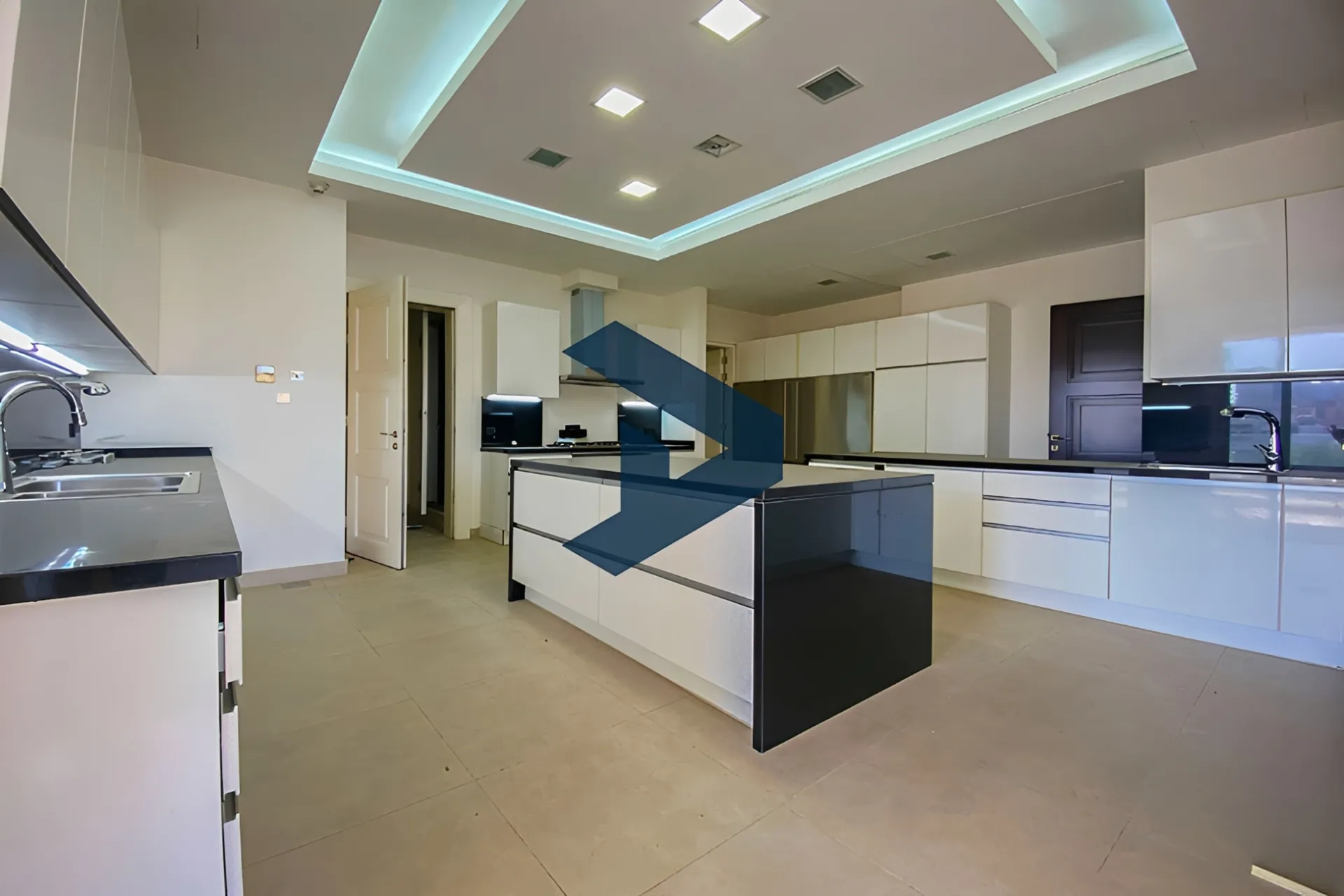 Apartment for rent in Ras Beirut, Beirut, Lebanon