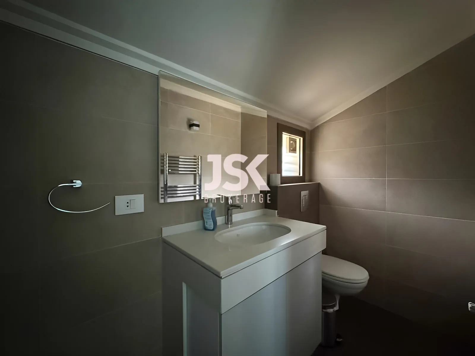 Apartment for Sale in Ain Saadeh