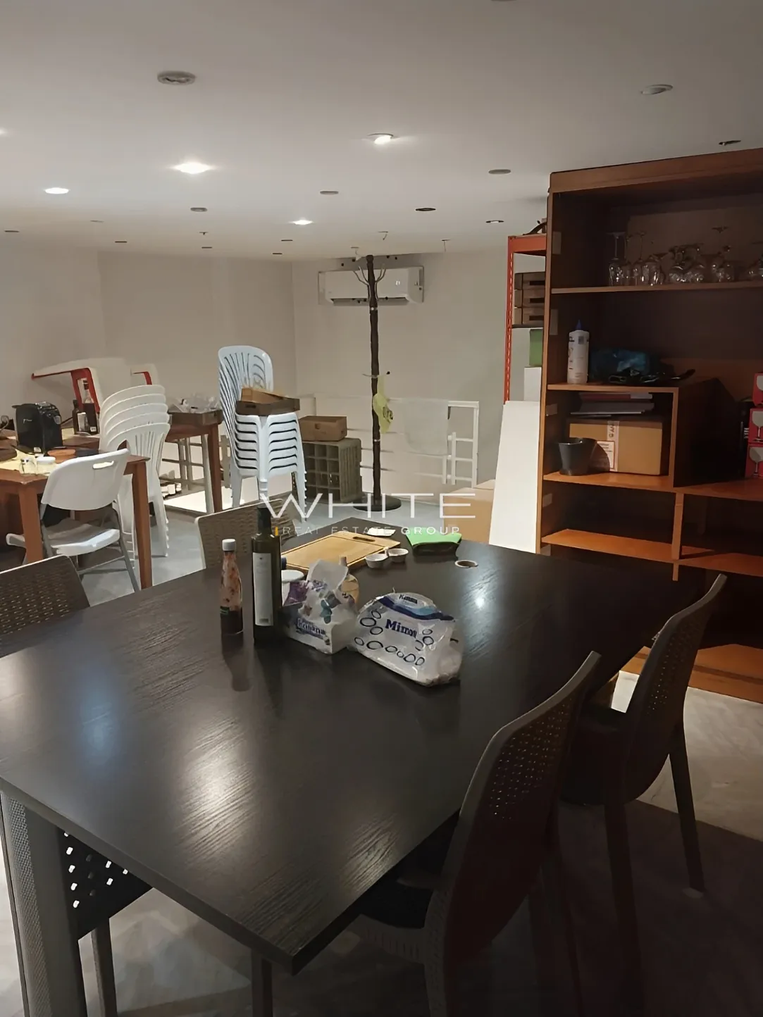 Shop for rent in Antelias, Lebanon