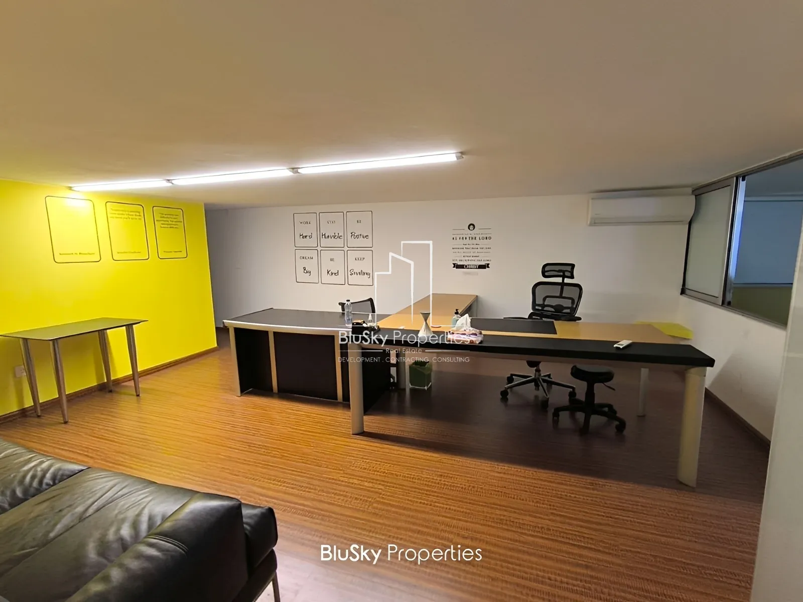 Warehouse for sale in Antelias