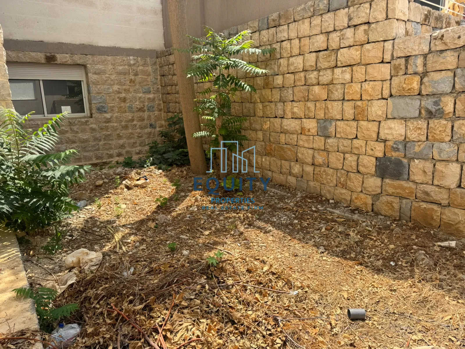 Apartment for sale in Qornet El Hamra