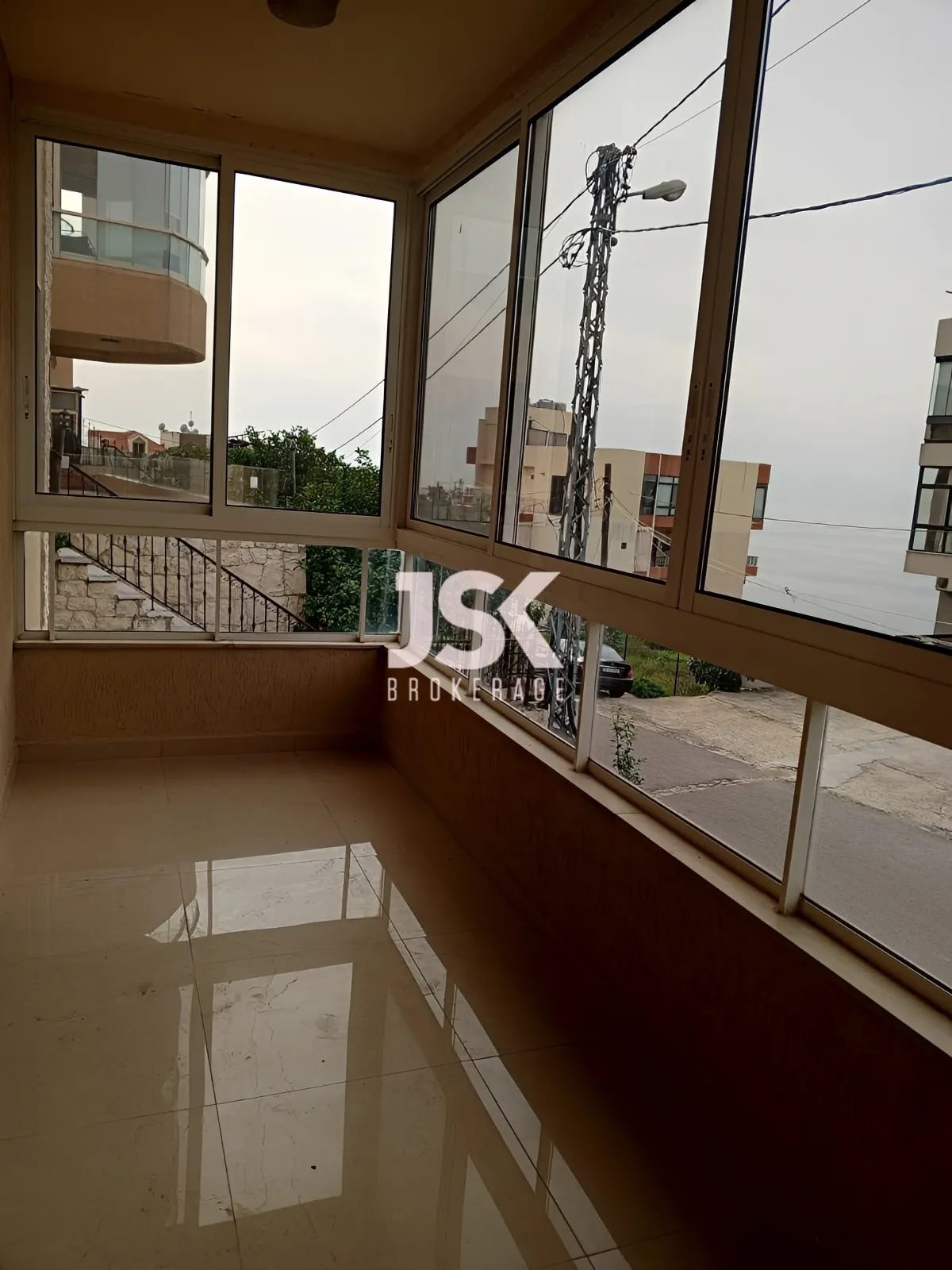 Apartment for Sale in Halat