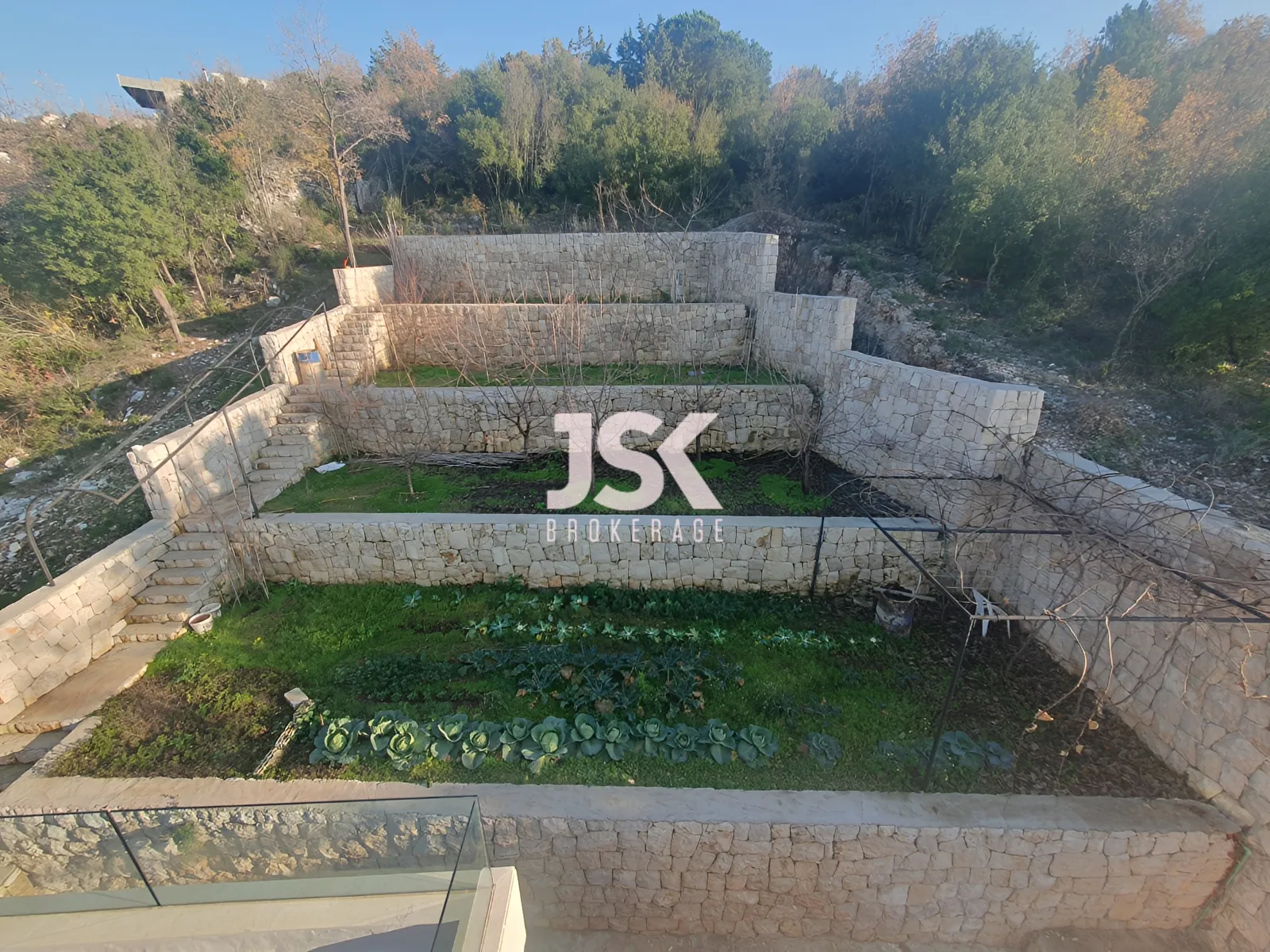 Building for Sale in Ghosta