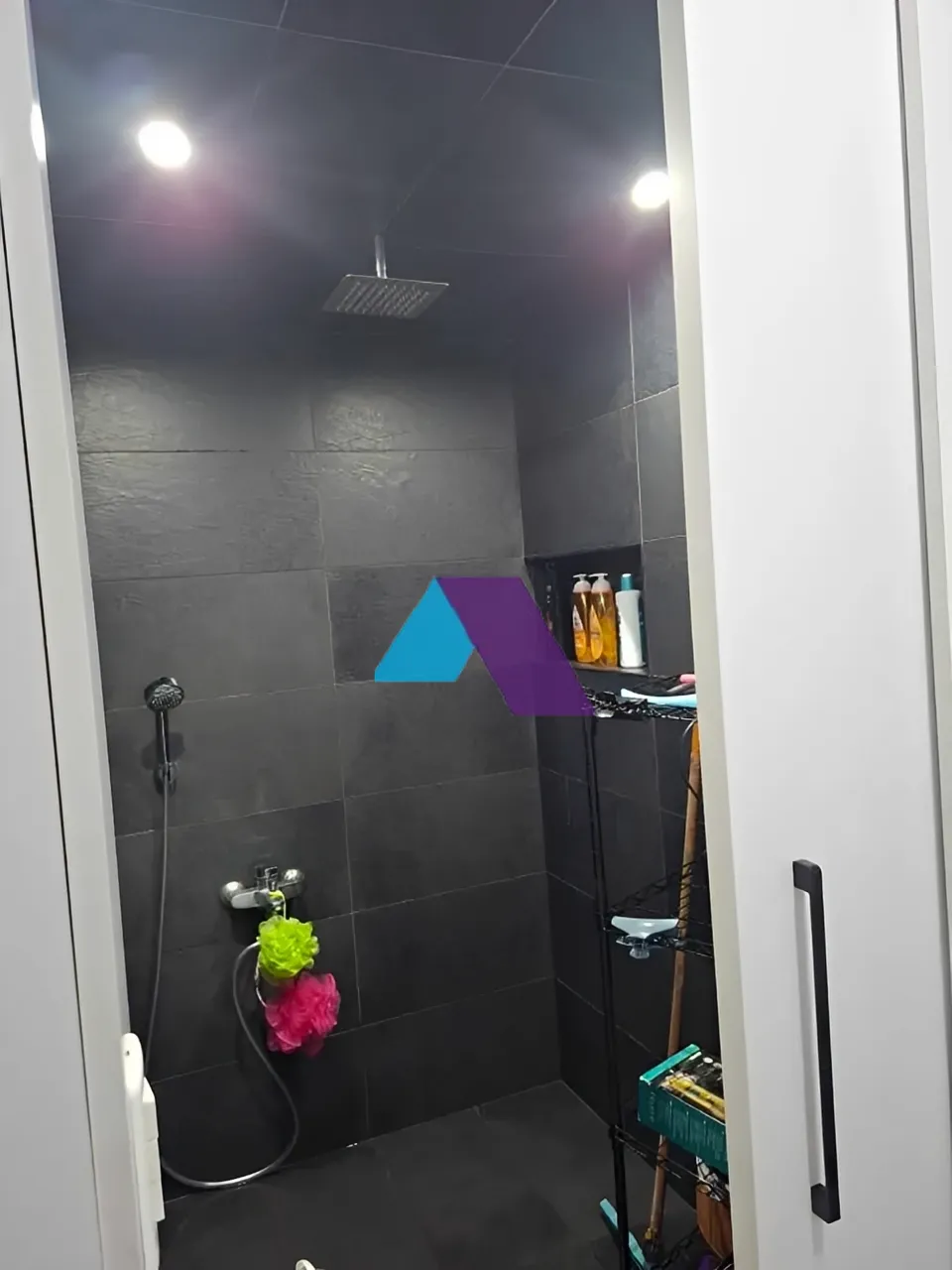 Apartment for Sale in Ain El Remmaneh
