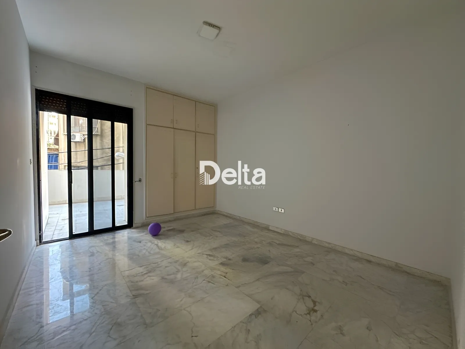 Residential in Ain el-mreisseh, beirut, lebanon