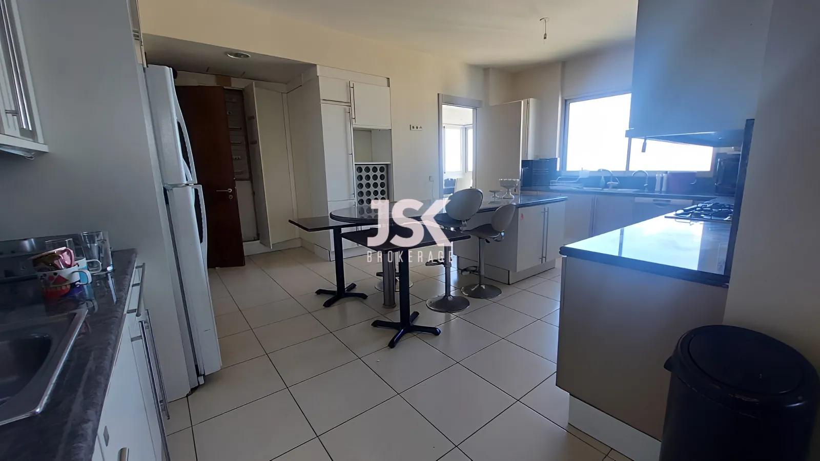 Apartment for Sale in Ras