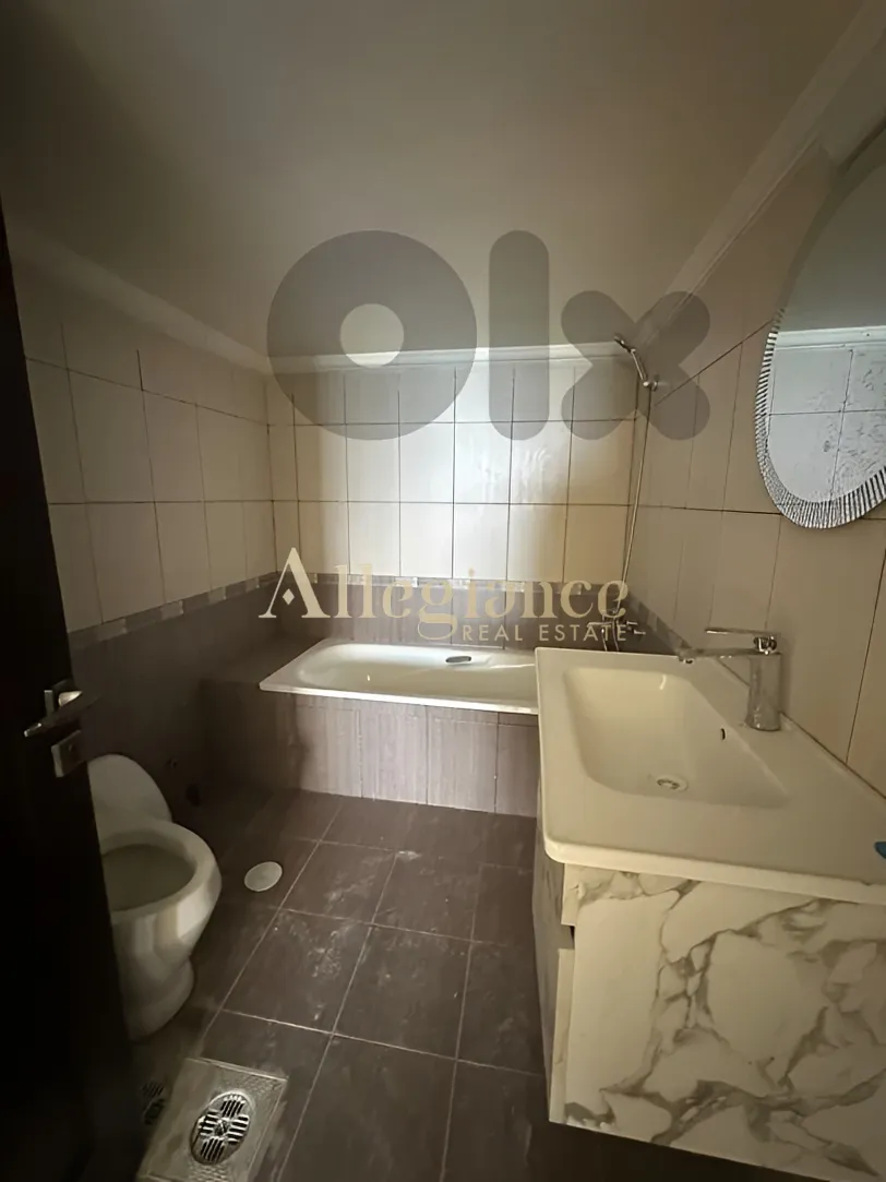 Apartment for sale in Greater Sour
