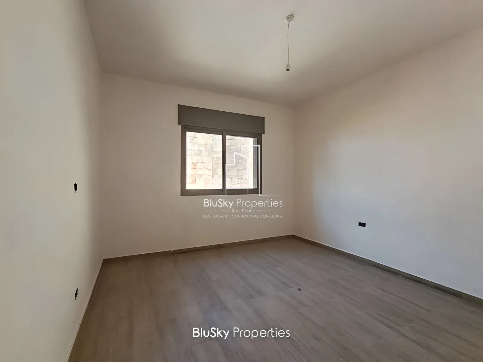 Apartment for Sale in Kfarhbeb - 3 bed, 4 bath