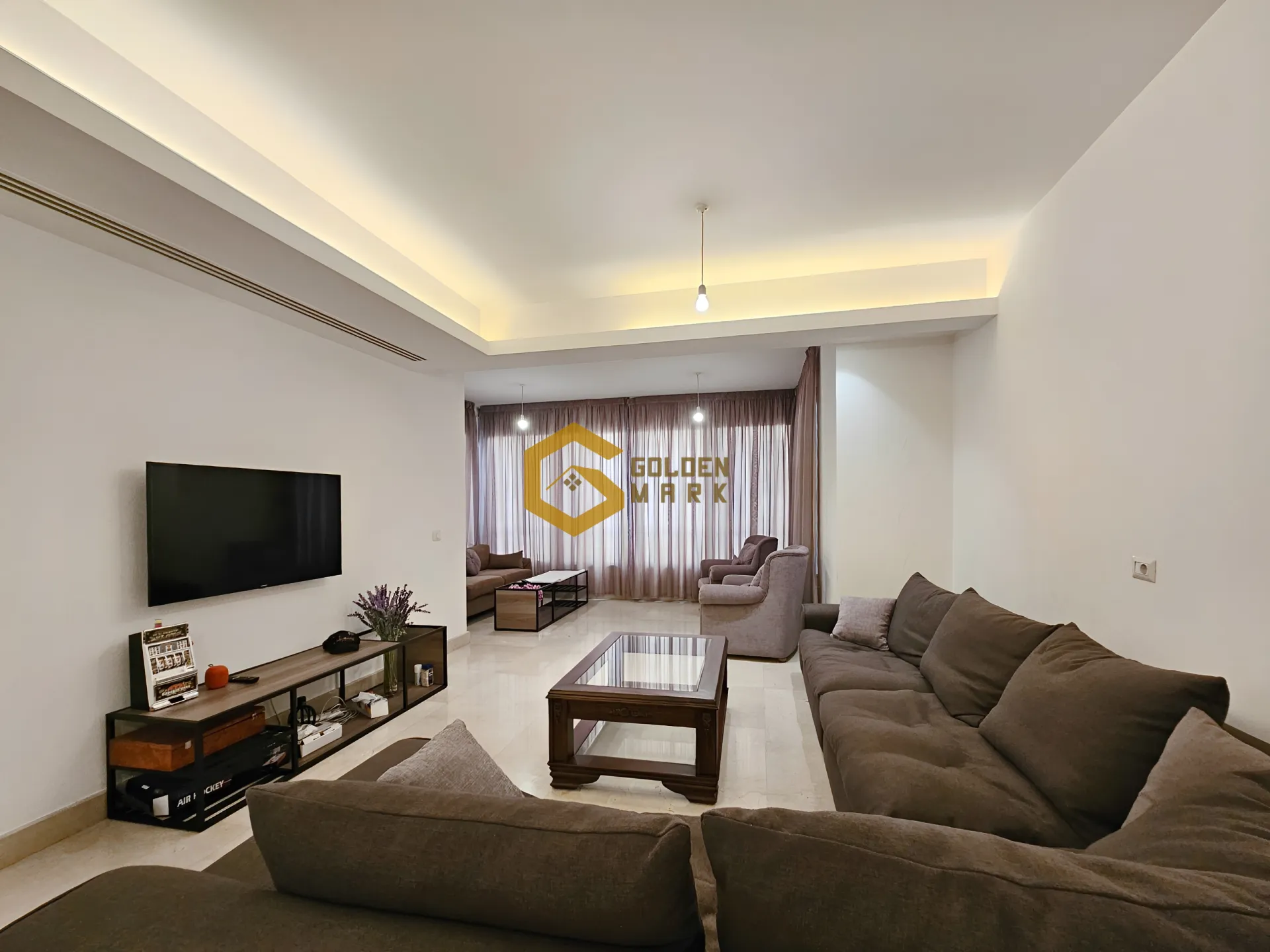 Apartment for Sale in Achrafieh, Beirut - 3 bed, 2 bath