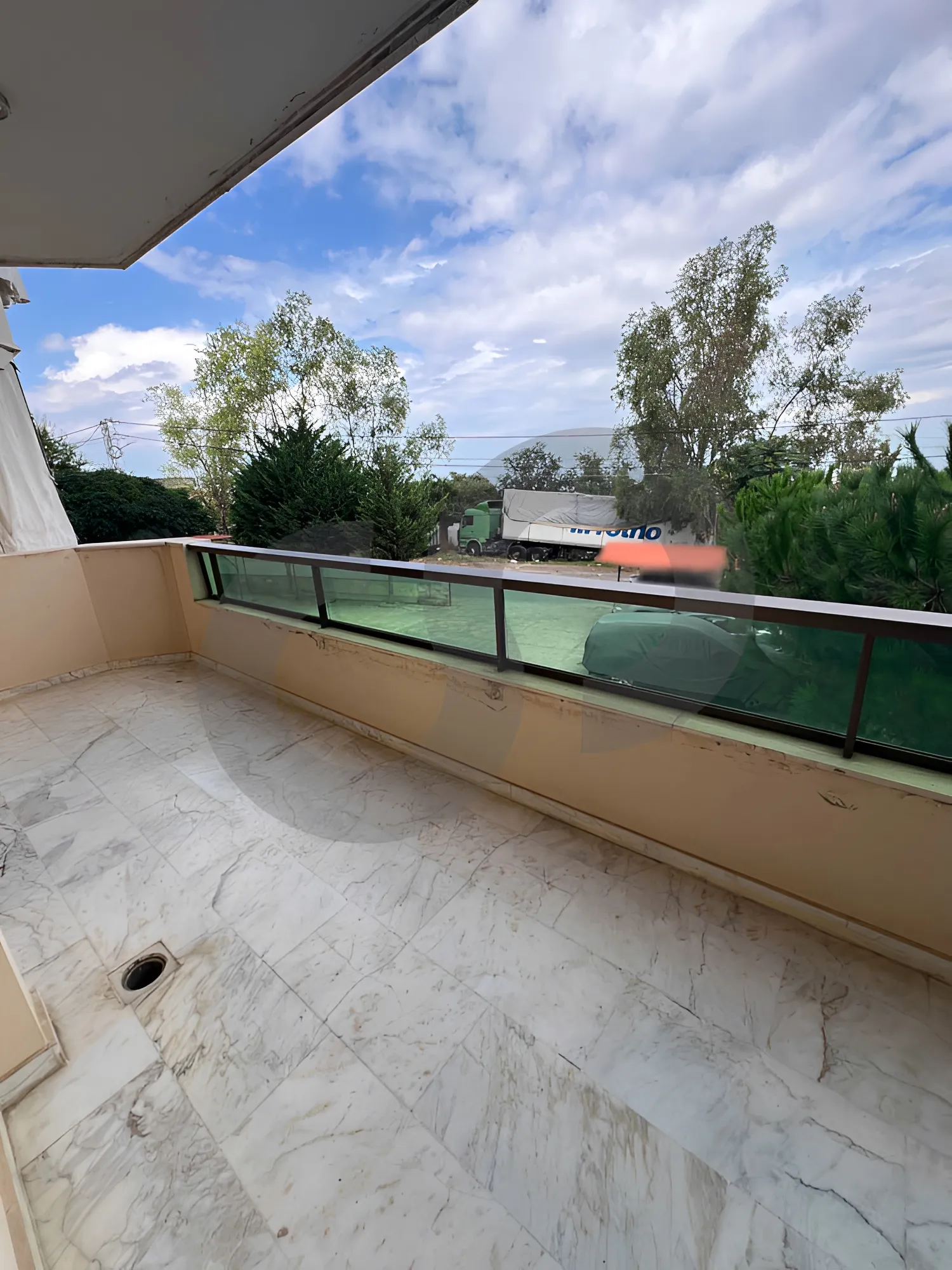 Apartment for Sale in Qmatiyeh