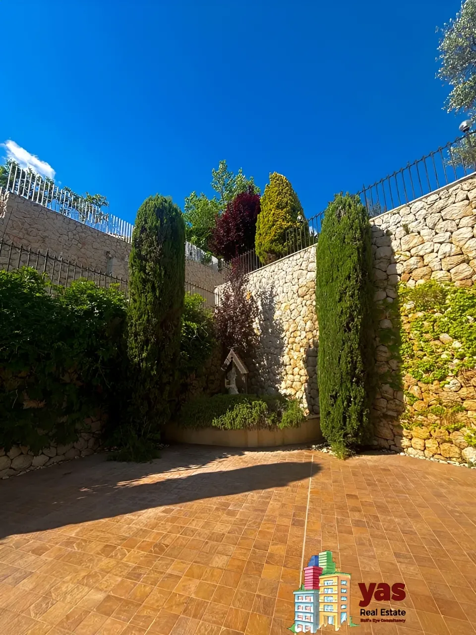 Villa for Rent in Ajaltoun