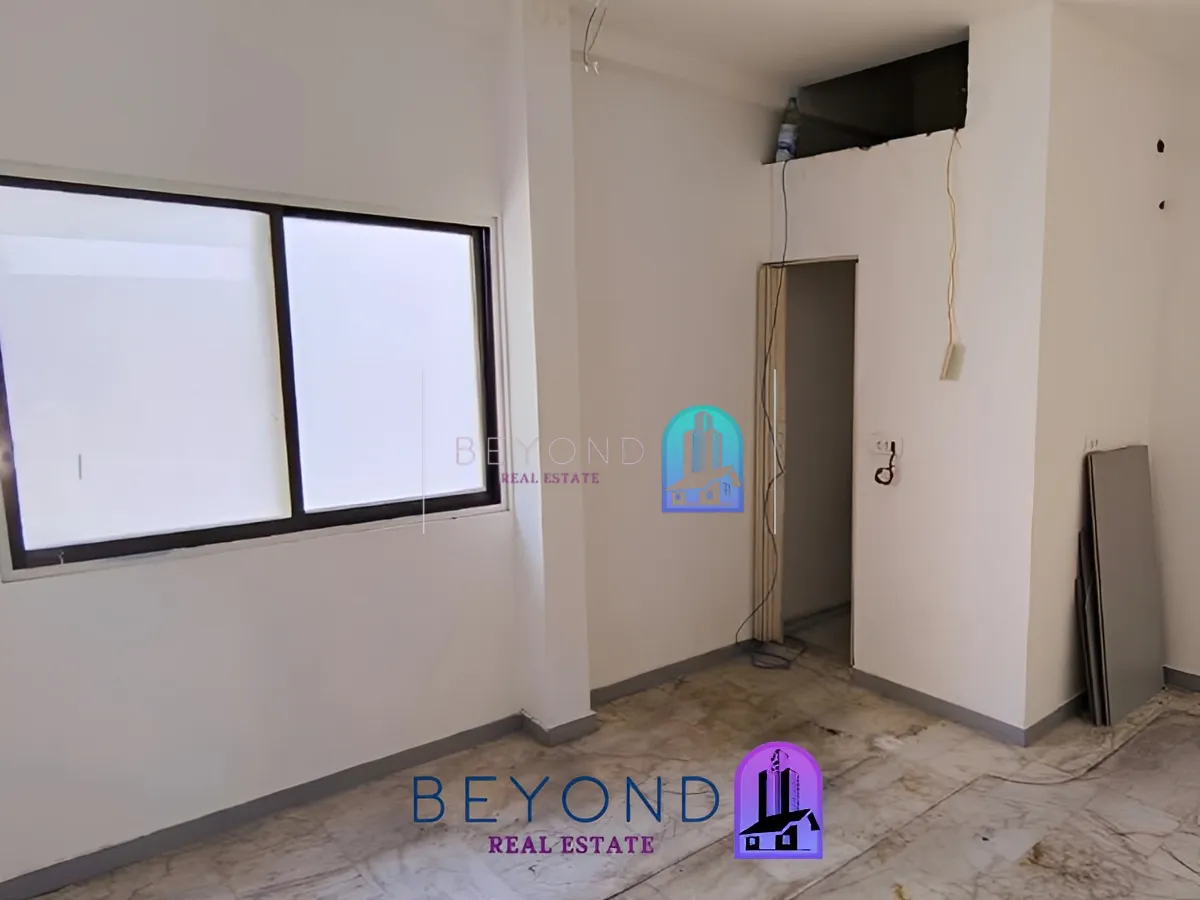 Shop for rent in Snoubra, Beirut, Lebanon