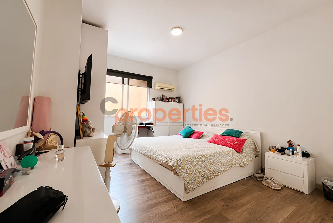 Apartment for Sale in Hamra
