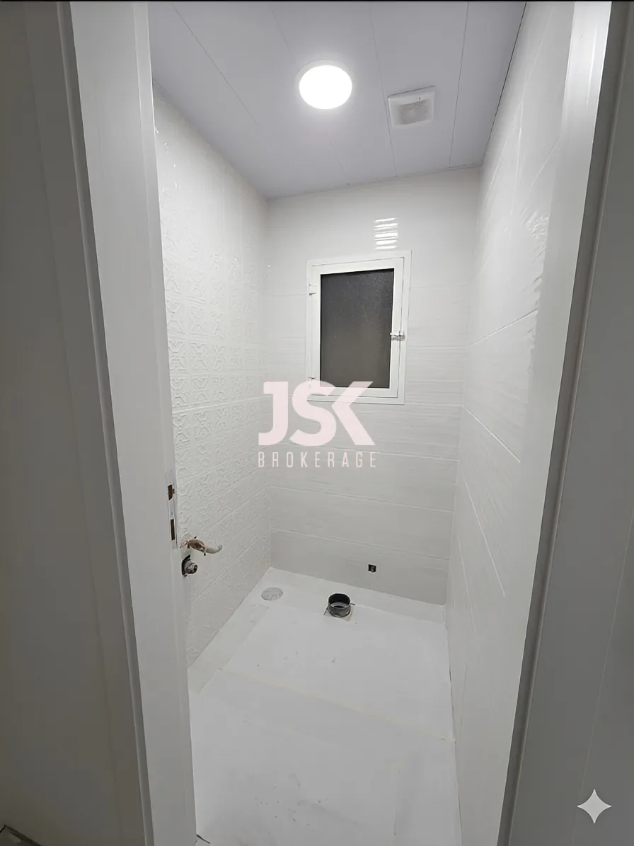 Apartment for Sale in Halat