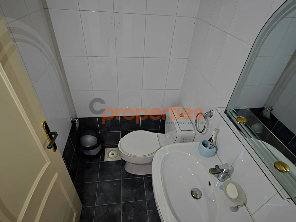 Apartment for Sale in Forn El Chebbak