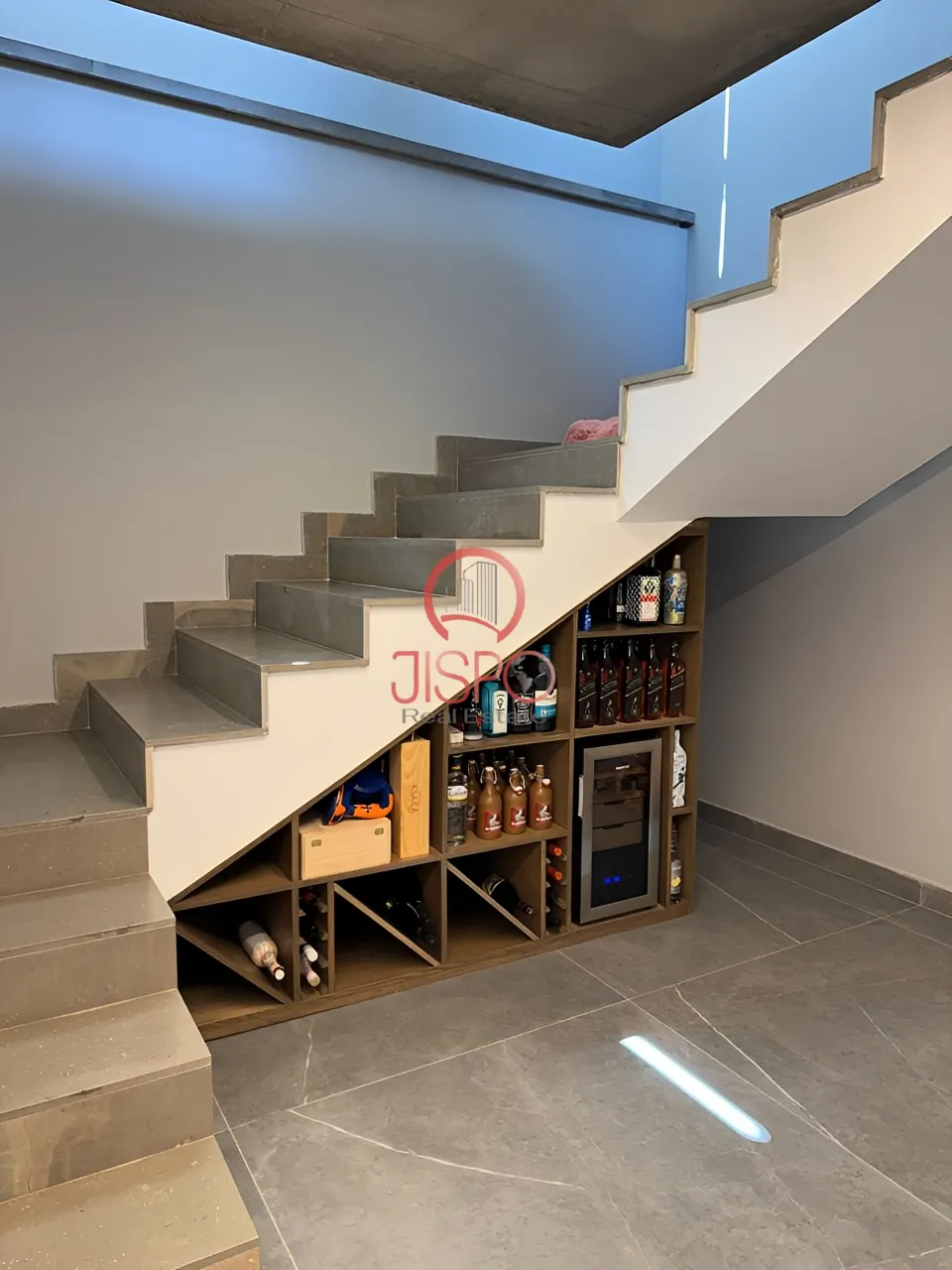 Villa for Sale in Gharzouz