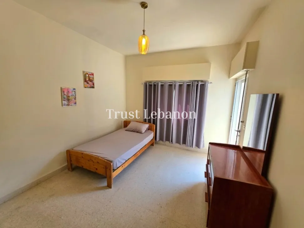 Apartment for rent in Mazraat Yachoua, Lebanon - 3 bed, 2 bath